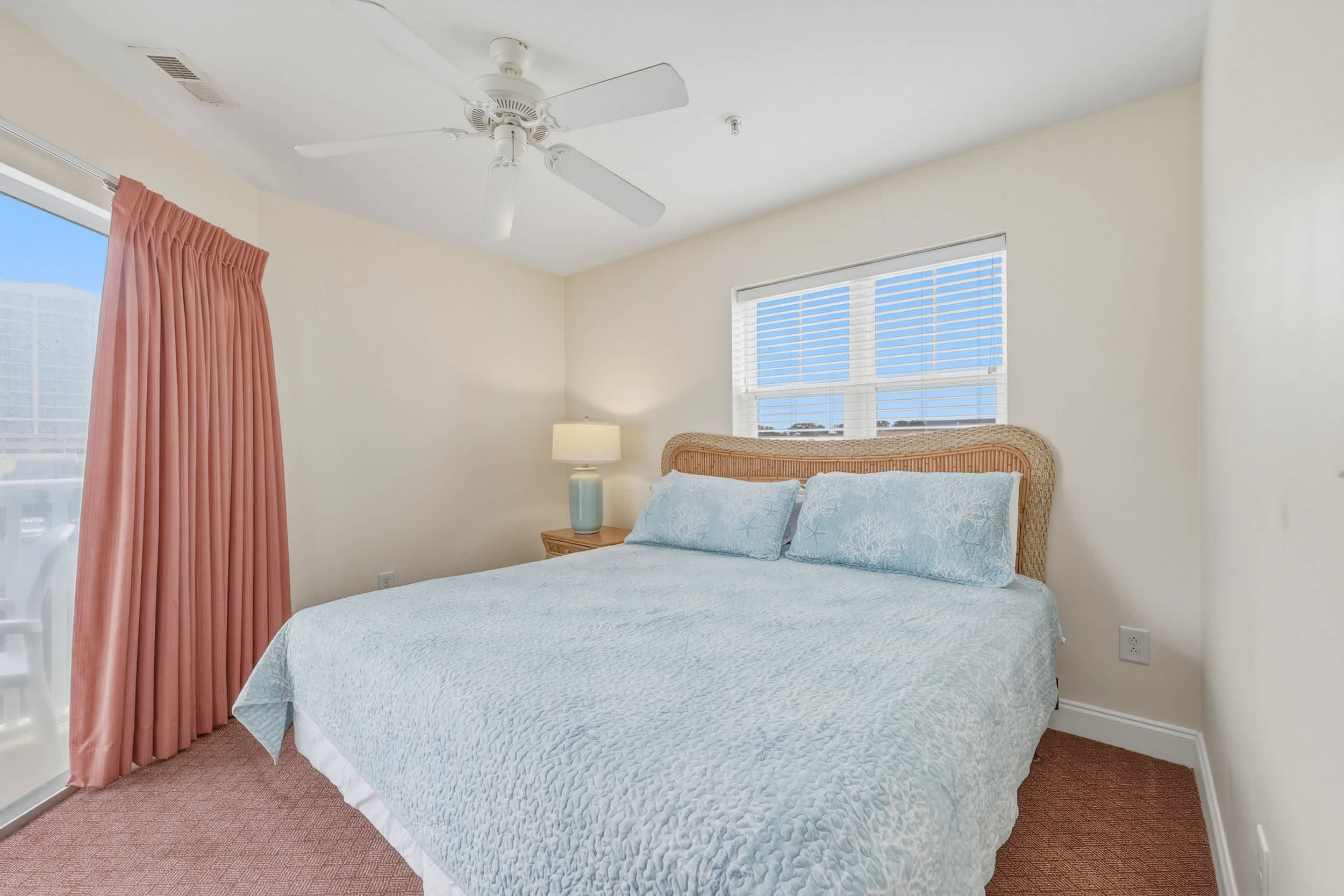 Tropical Tide Large Group Beach Retreat Sleeps 24
