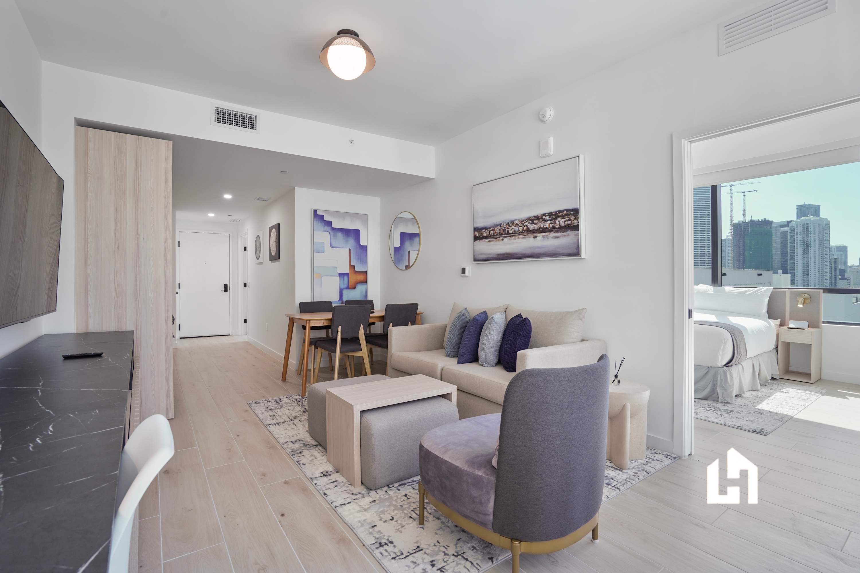 Skyline Views, 2 Pools & Gym Near Kaseya Center — Miami, FL — vacation rental