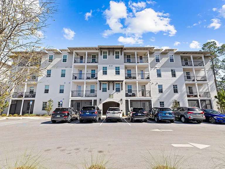 Paradise At Pinewood 11