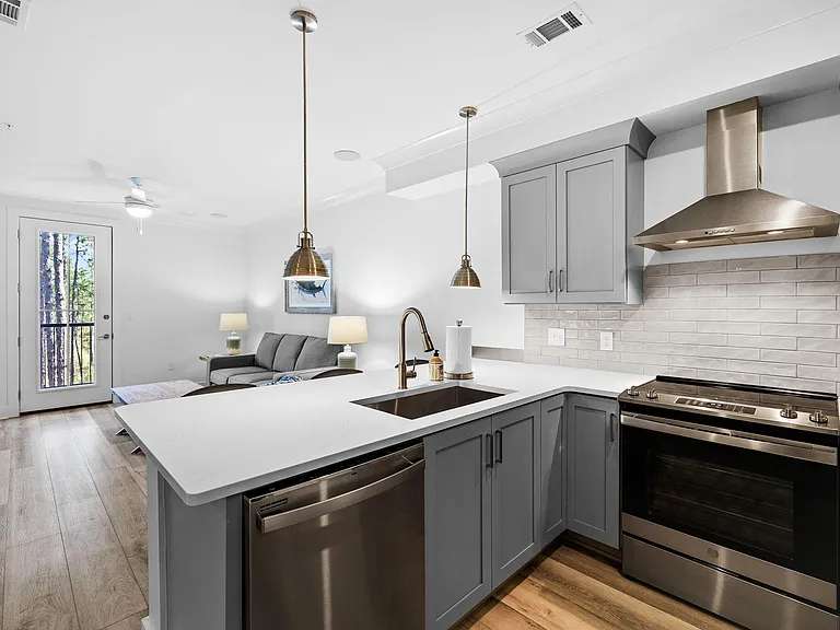 Paradise At Pinewood 30