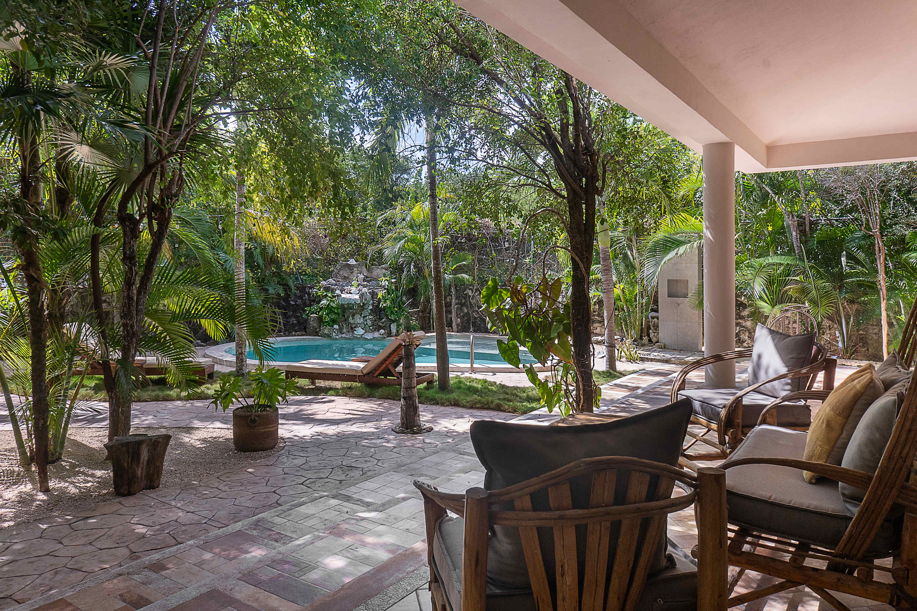 Enjoy a beautiful pool and sunbeds ,designed for relaxation and sunny afternoons