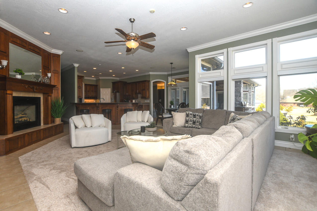 Merion Ct. Manor Family Stay at Dawn Hill / City Lake Park