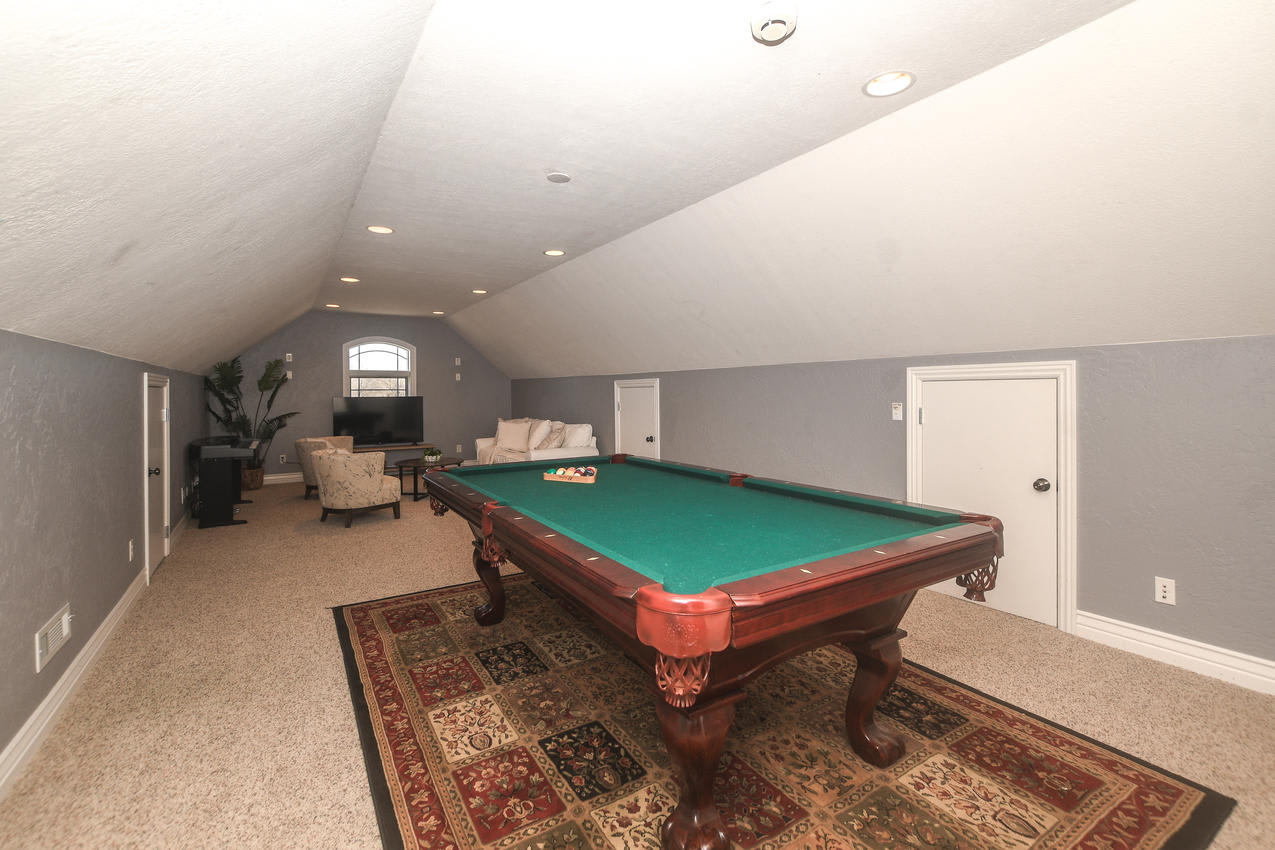 Bonus Room Upstairs
