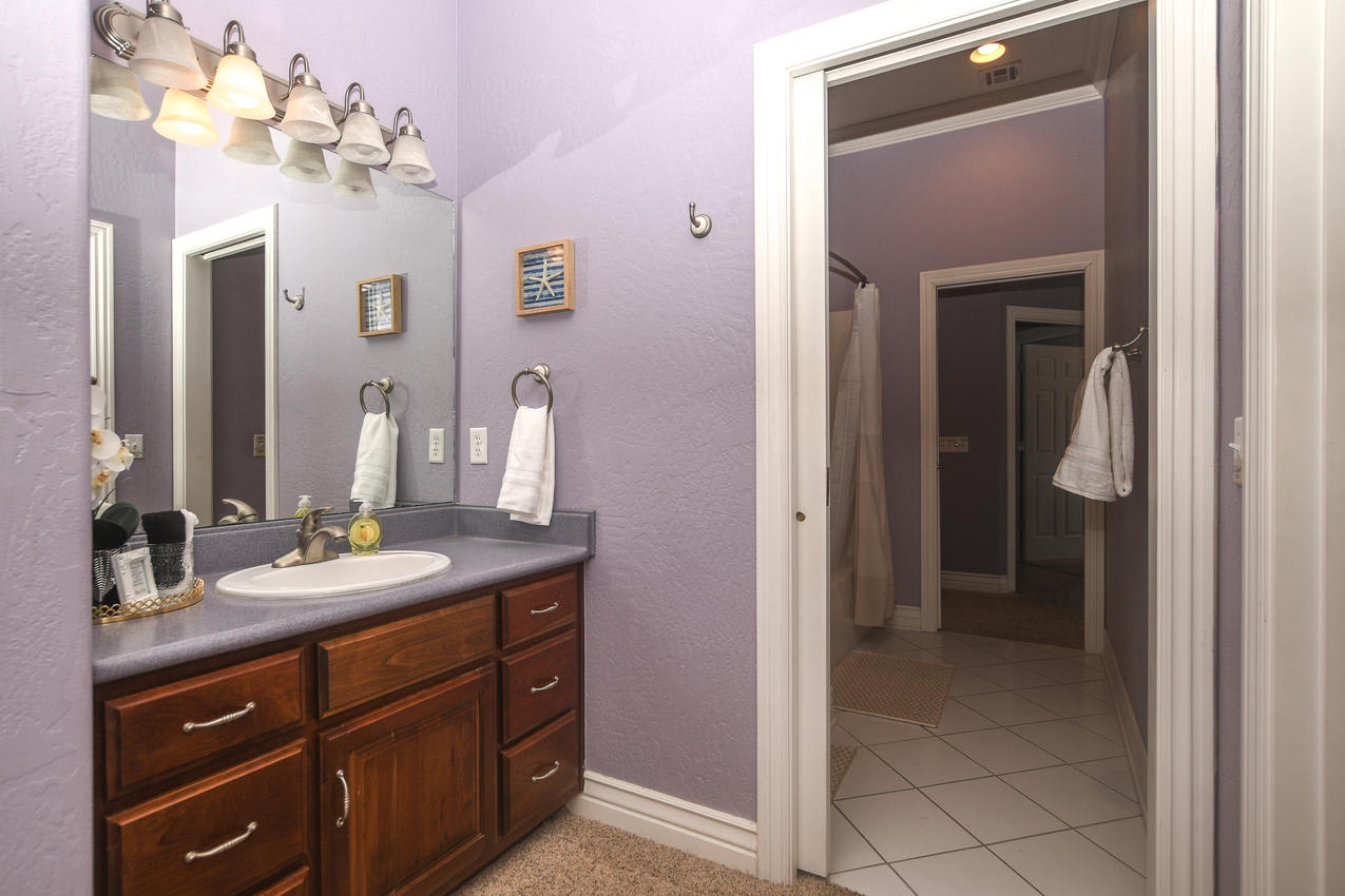 Bath 3 Vanity