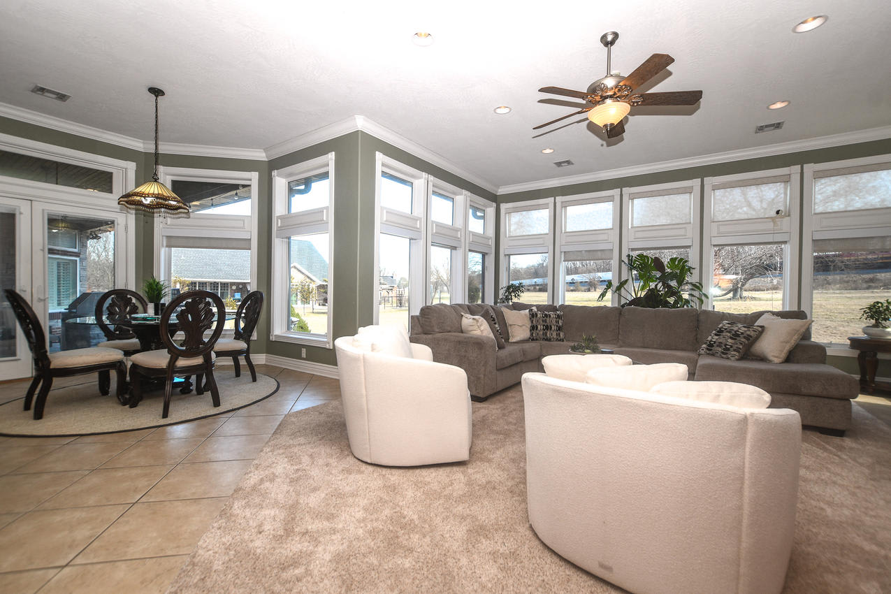 Living Dining