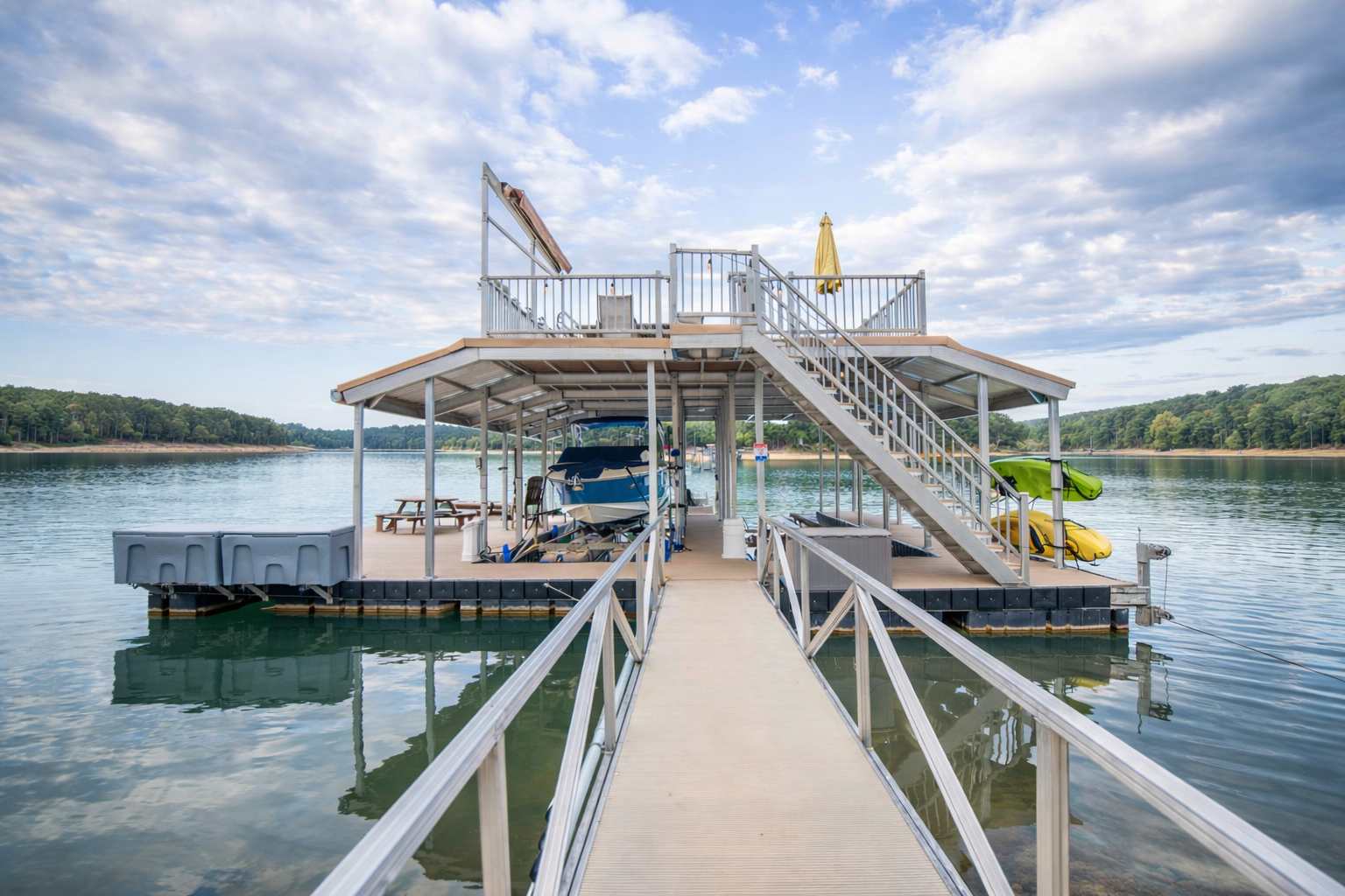 Norris Lake, Lakefront with Private Covered Dock