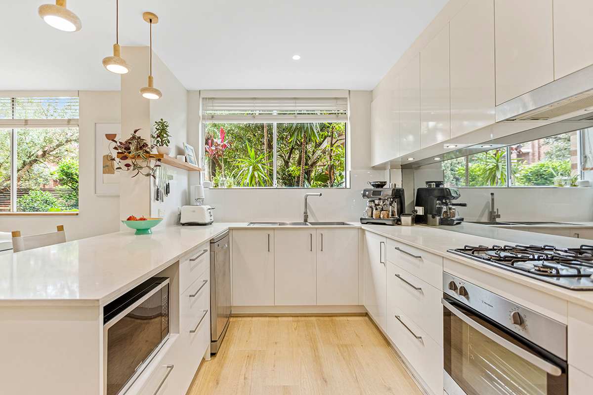Bondi Beach Retreat with Private Terrace & Garden