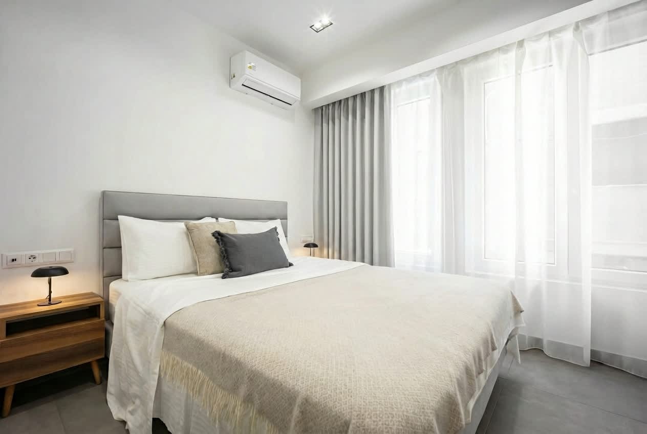 Modern Studio | Syntagma | Modest Bldg Entrance — Athens, Athens — vacation rental