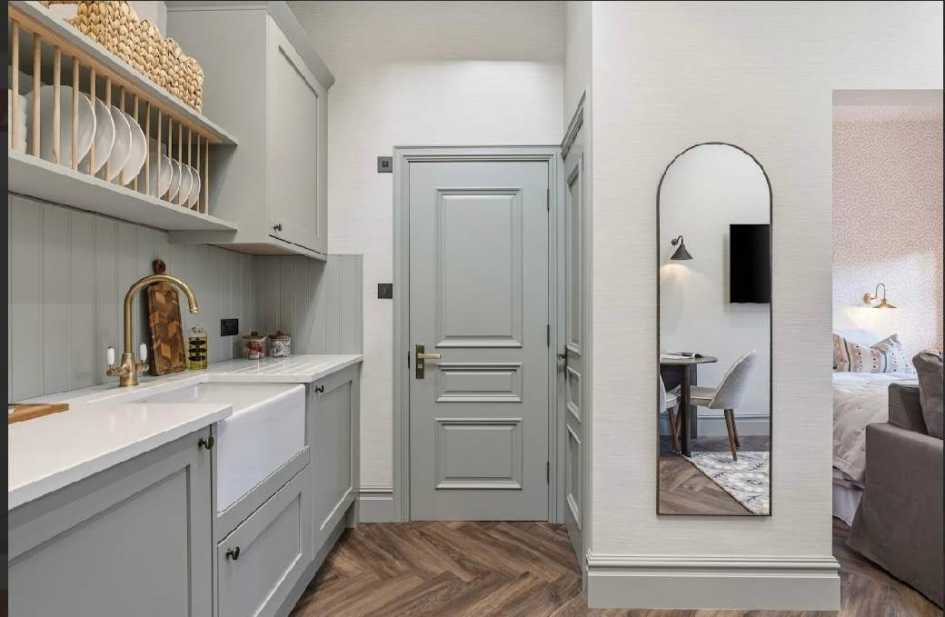 Modern kitchenette with elegant finishes.