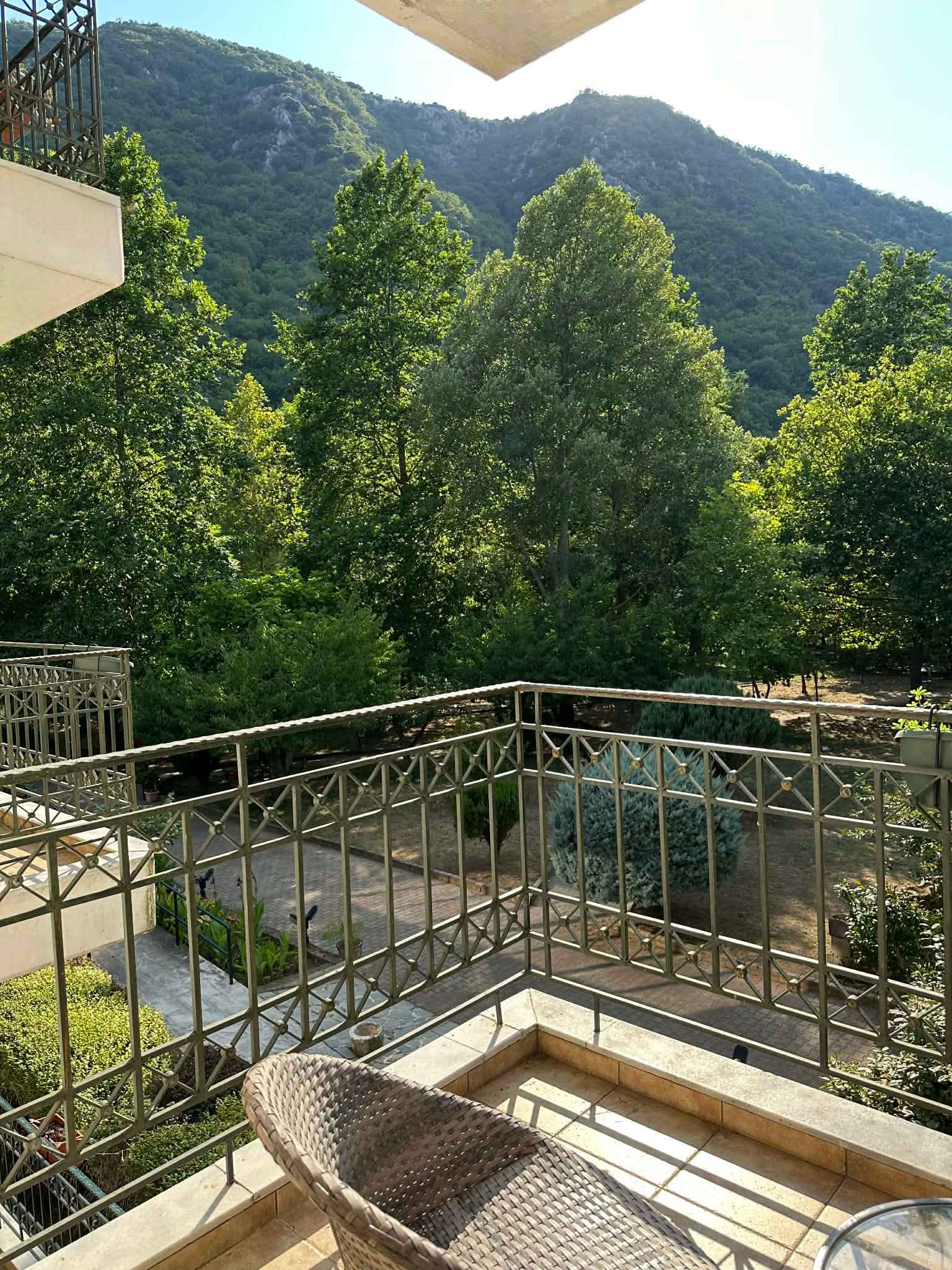 View 2