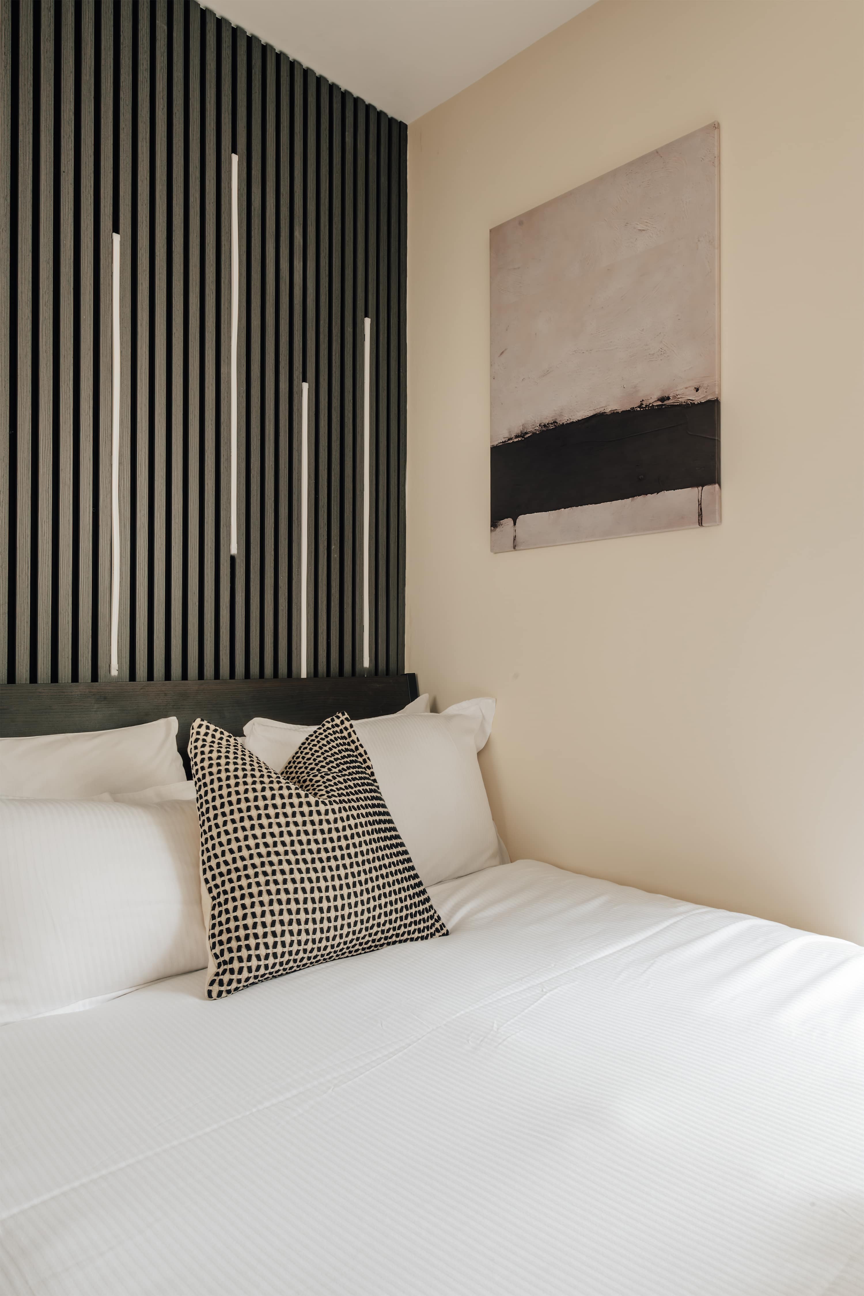 Luxury Studio near Harrods & Knightsbridge in Beaufort Gardens 36 SW3 1PW - Property image 7 - VivreStays