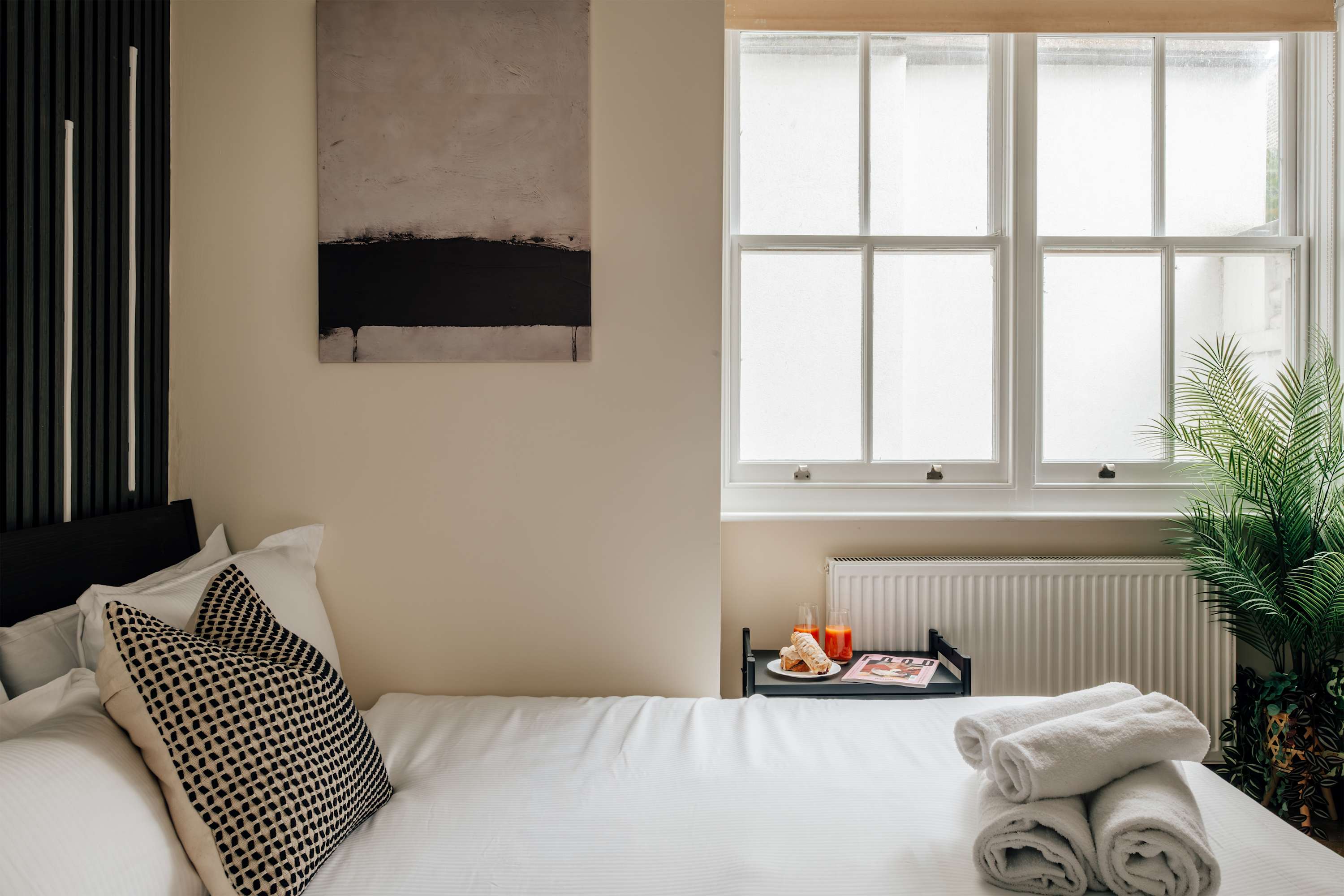 Luxury Studio near Harrods & Knightsbridge in Beaufort Gardens 36 SW3 1PW - Property image 9 - VivreStays