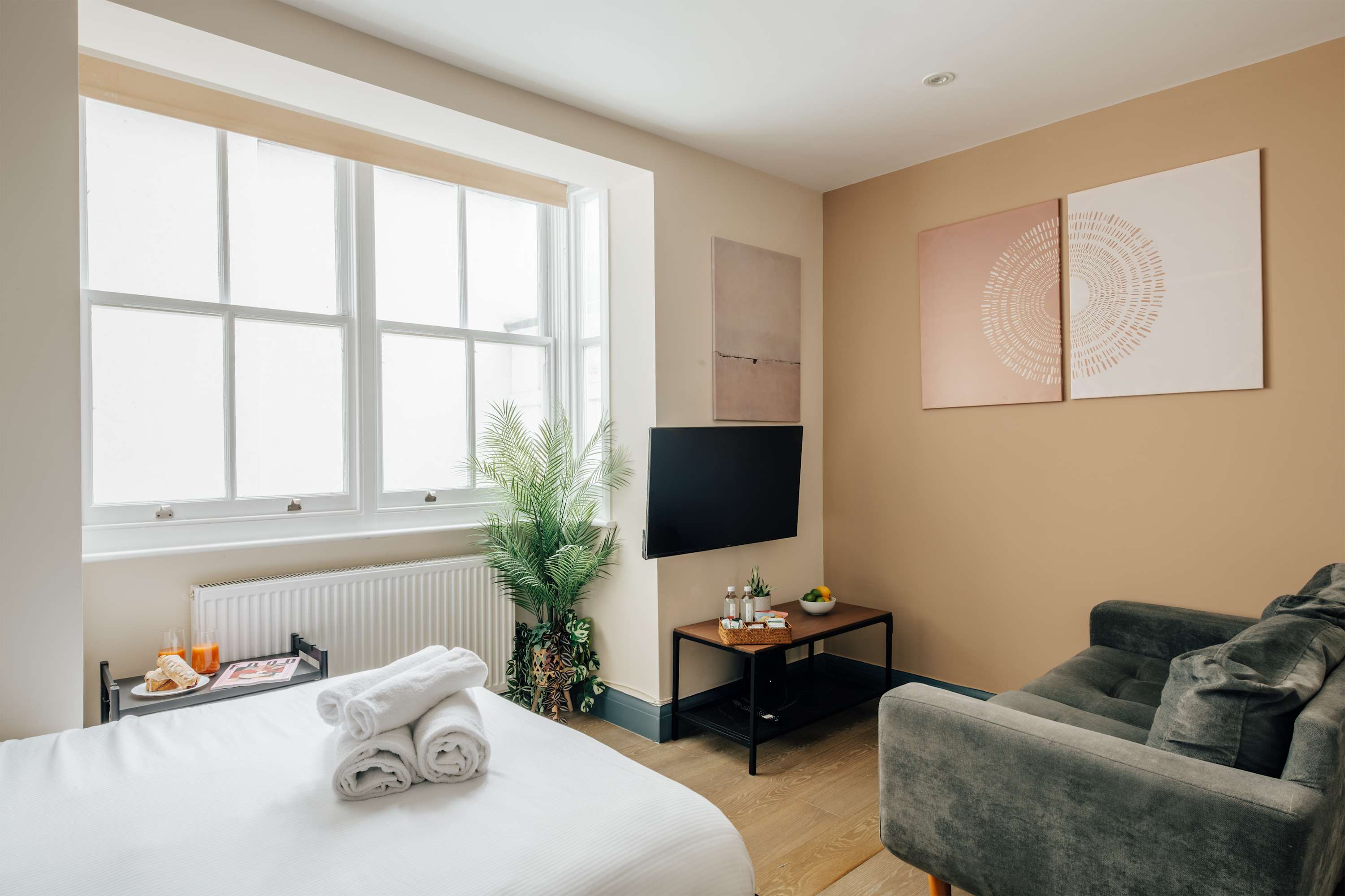Luxury Studio near Harrods & Knightsbridge in Beaufort Gardens 36 SW3 1PW - Property image 10 - VivreStays