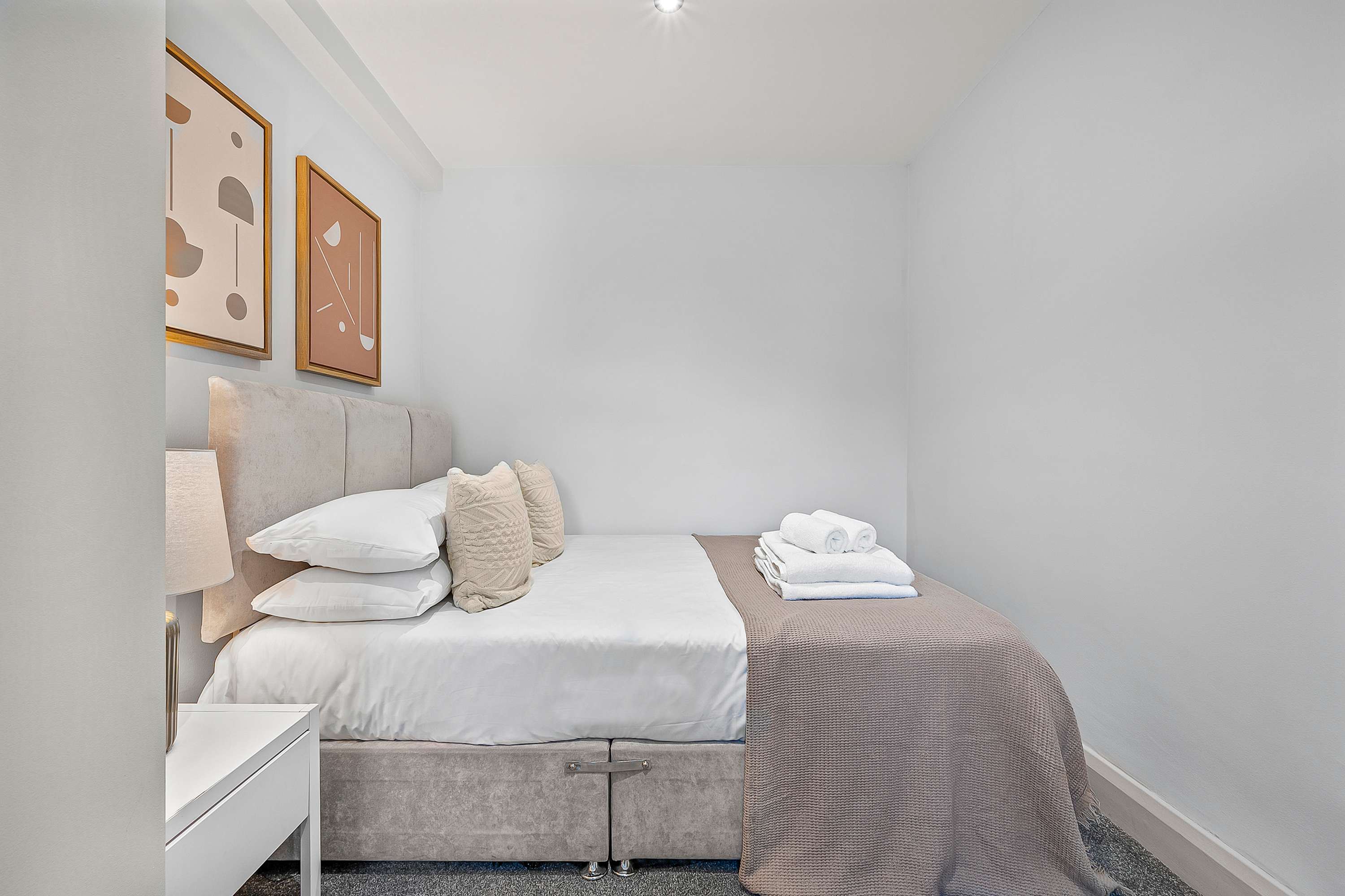 Central Soho 1-Bed - Brick Kitchen - Sleeps 4 in Bateman Street, 4 W1D - Property image 15 - VivreStays
