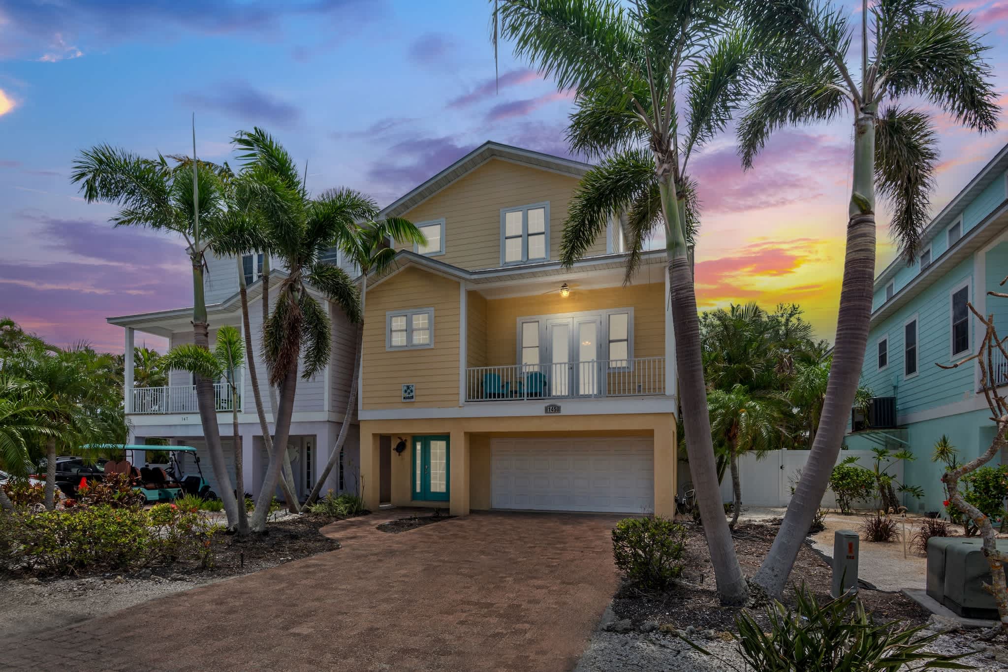 Holmes Beach - Pool - Minutes to Beach - Sleeps 8 — Holmes Beach, FL — vacation rental