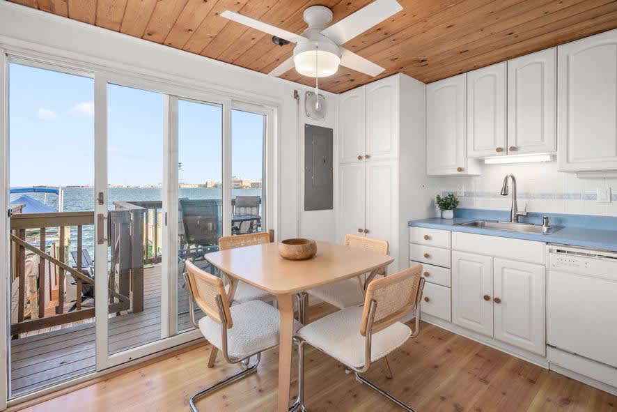 Bayfront Paradise, Pool, Boat Slip, Townhome