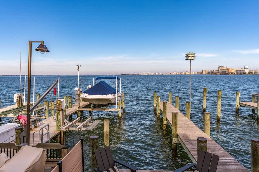 Bayfront Paradise, Pool, Boat Slip, Townhome