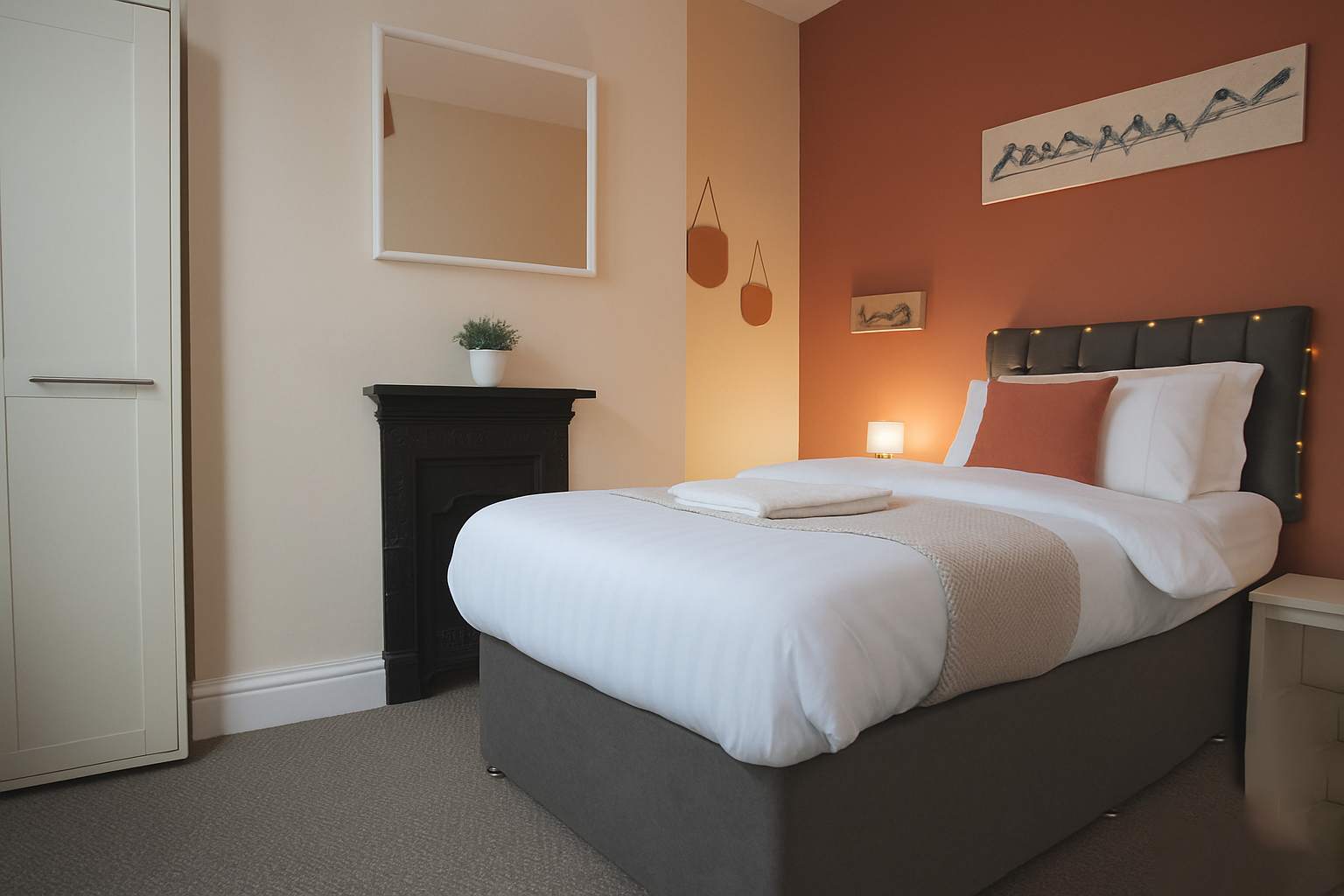 Listing Spacious Coventry House: WiFi, Parking, Great for Groups