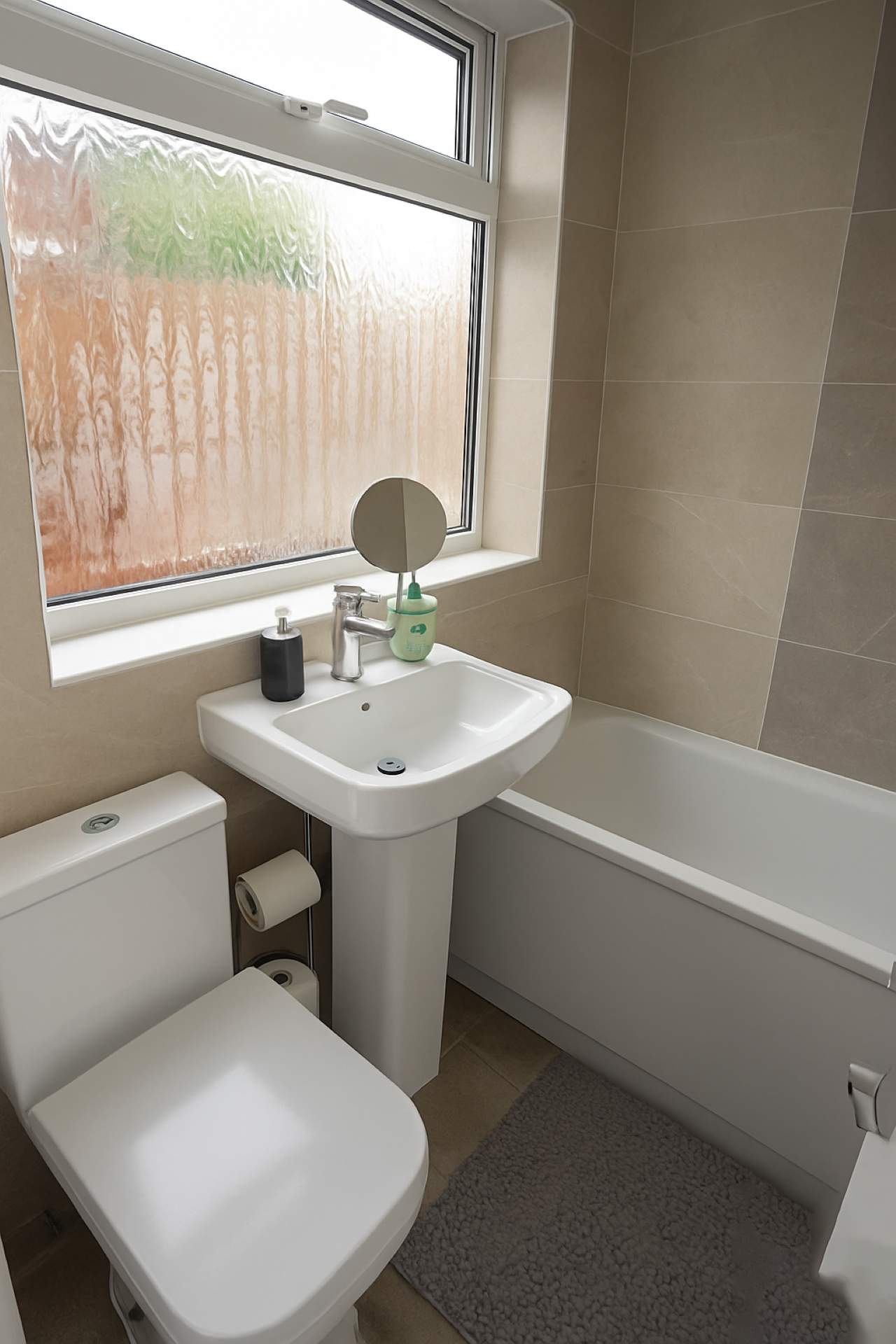 Listing Spacious Coventry House: WiFi, Parking, Great for Groups