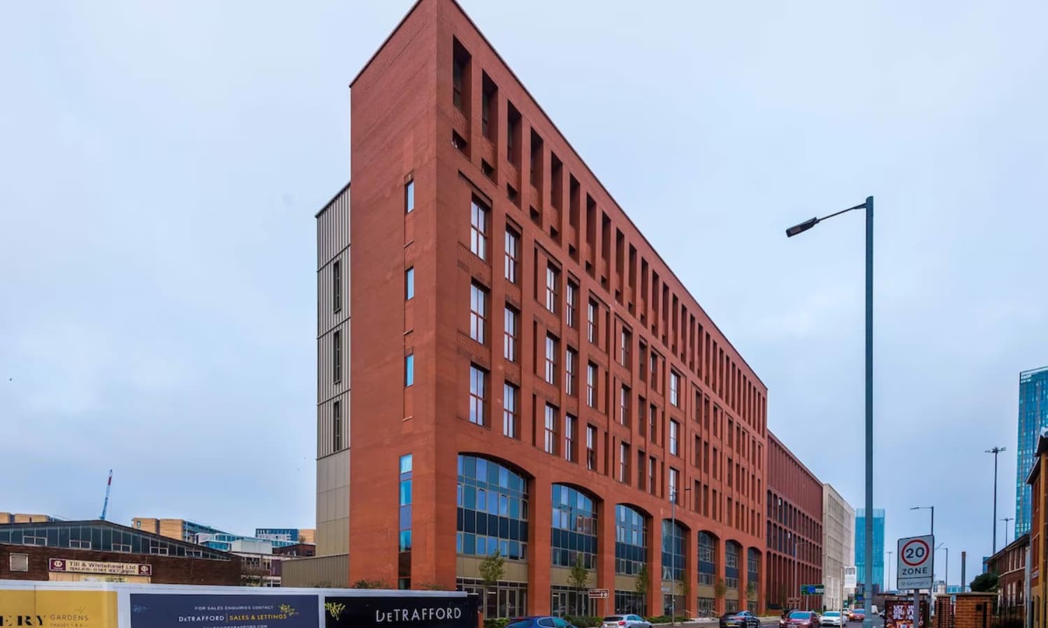 Modern 2BR Apartment with Wifi in Manchester in 7 Spinners Way M15 4UU - Property image 25 - VivreStays
