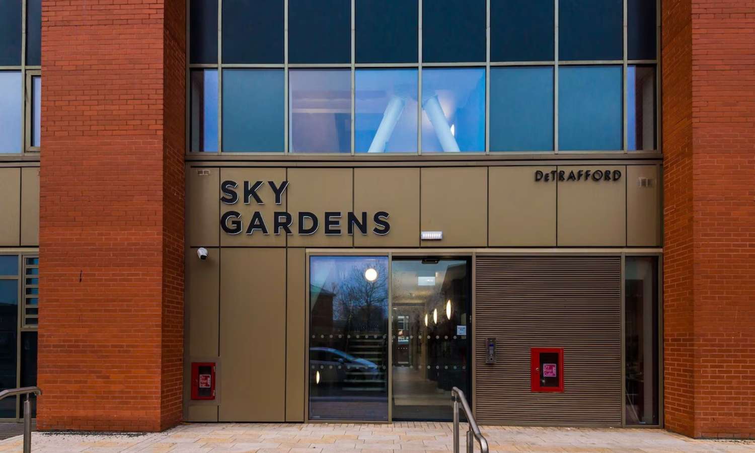 Modern 2BR Apartment with Wifi in Manchester in 7 Spinners Way M15 4UU - Property image 29 - VivreStays