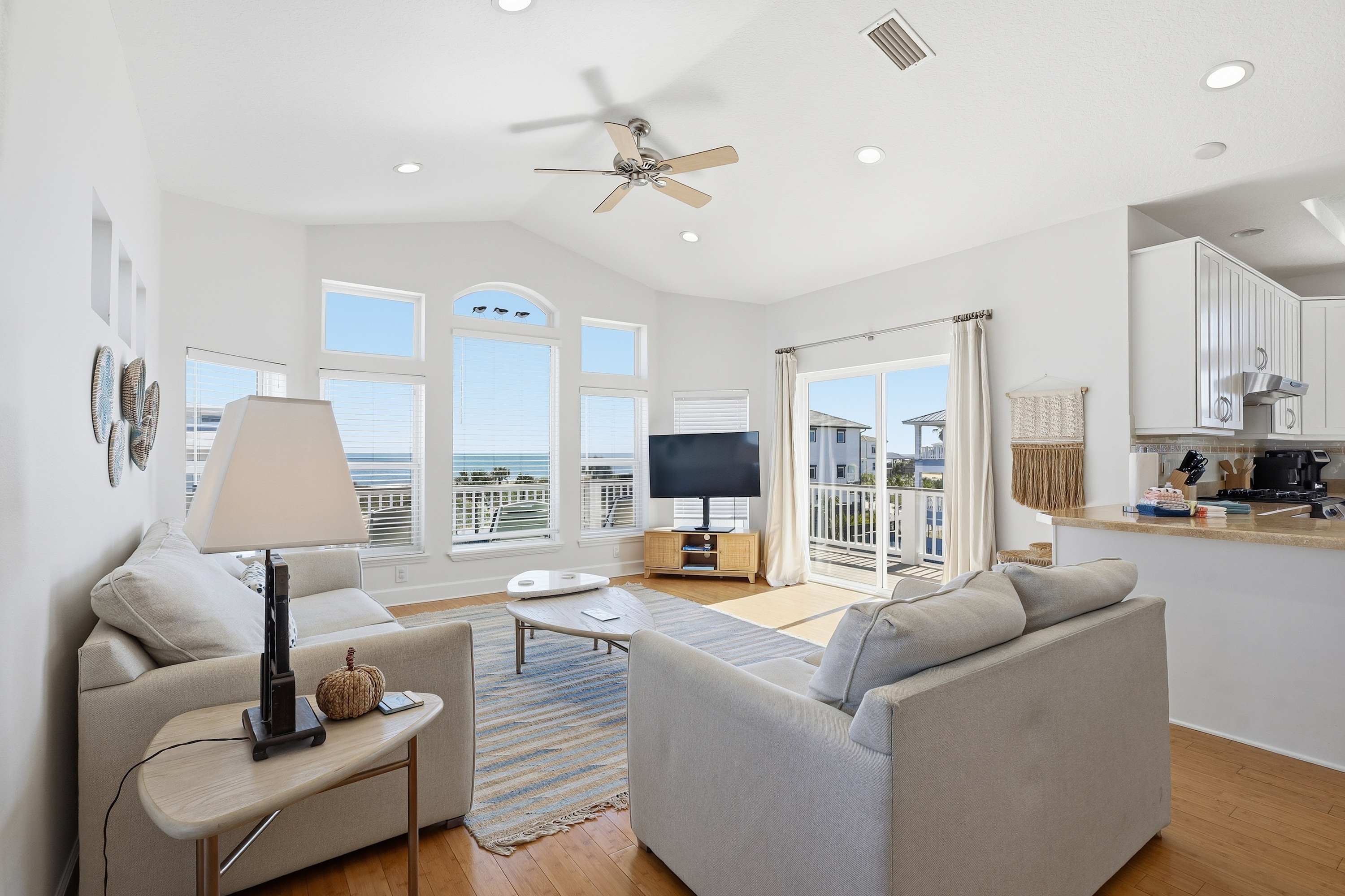 Beachfront 5BR Home with Ocean Views 4