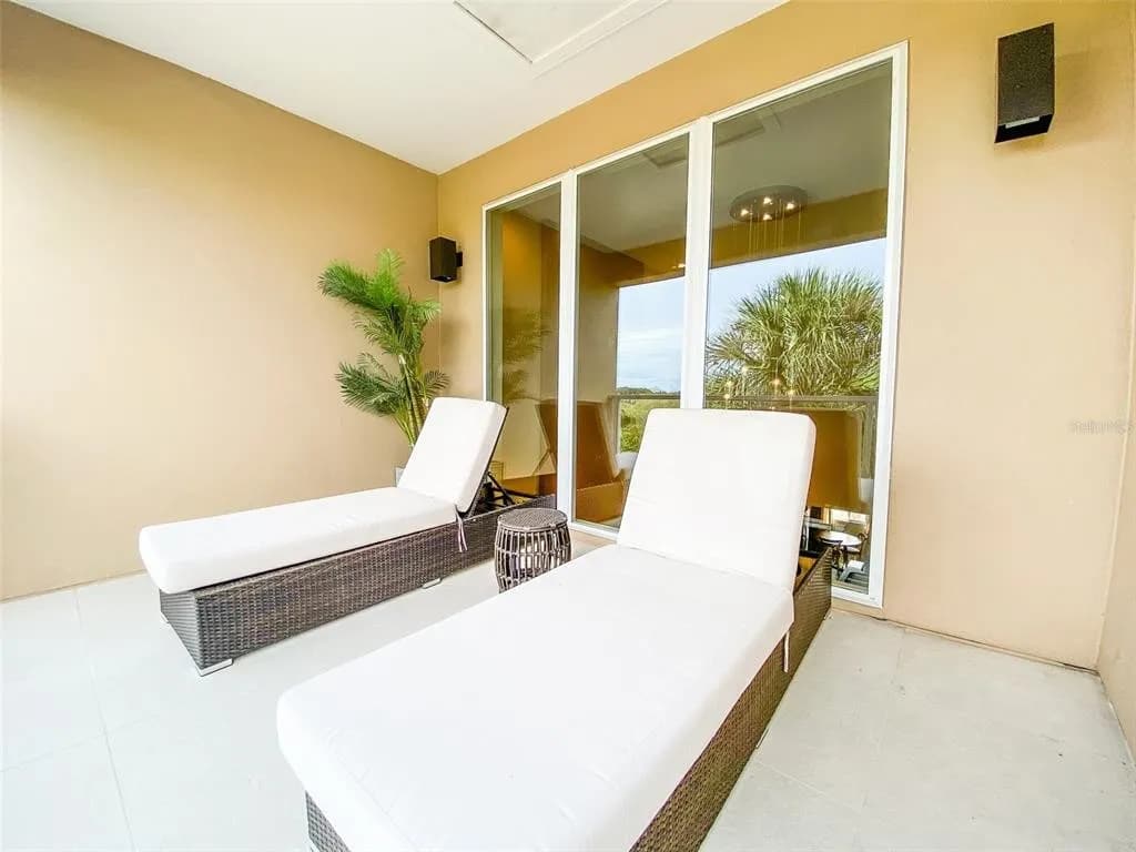 4 BR Home w/ Resort Amenities + 3 MI to Disney