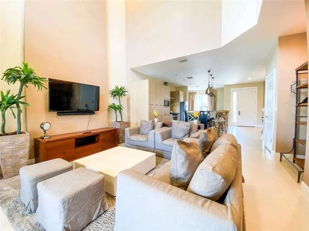 4 BR Home w/ Resort Amenities + 3 MI to Disney