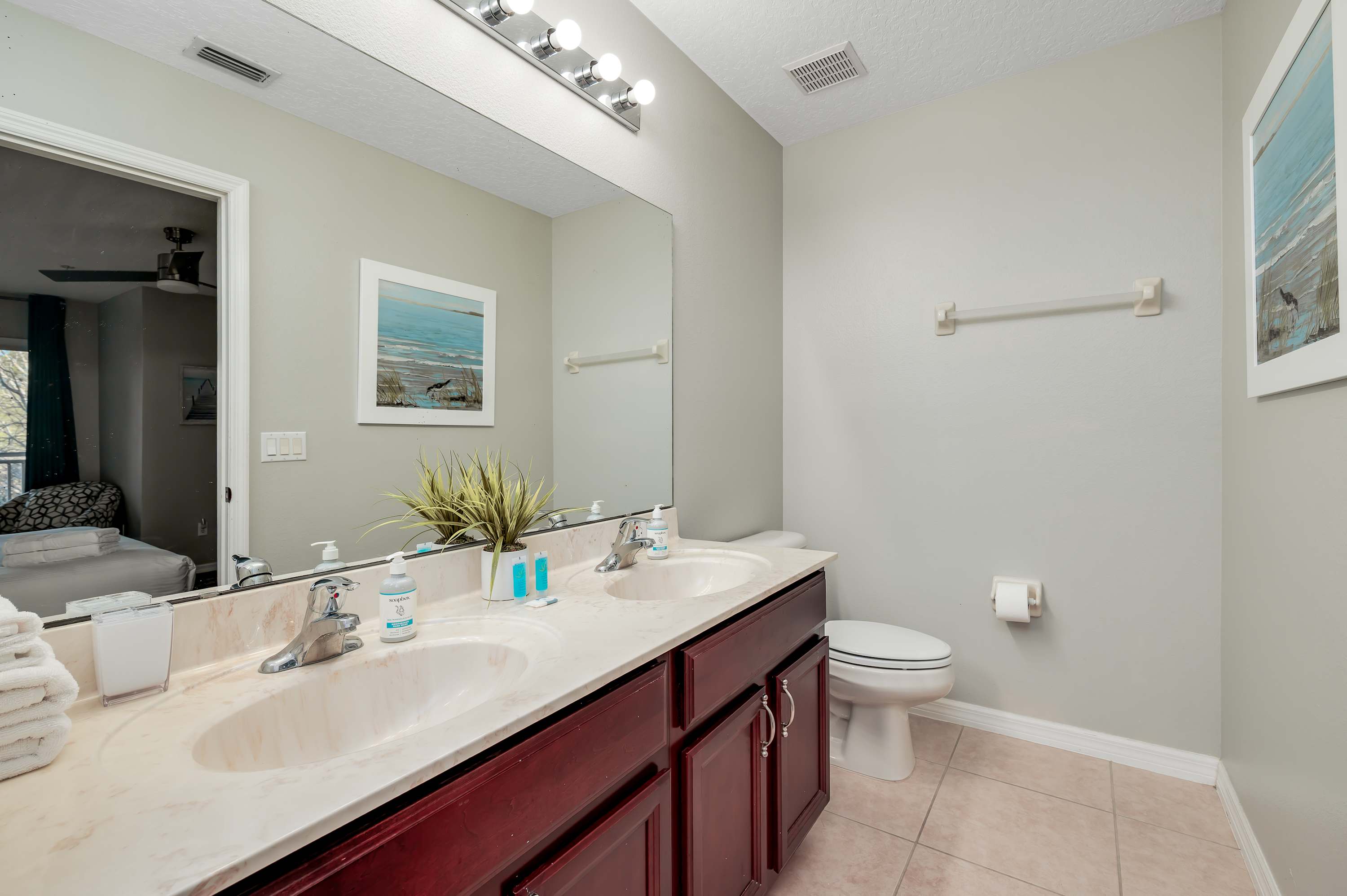 Townhouse w patio & Game Room near Magic Kingdom