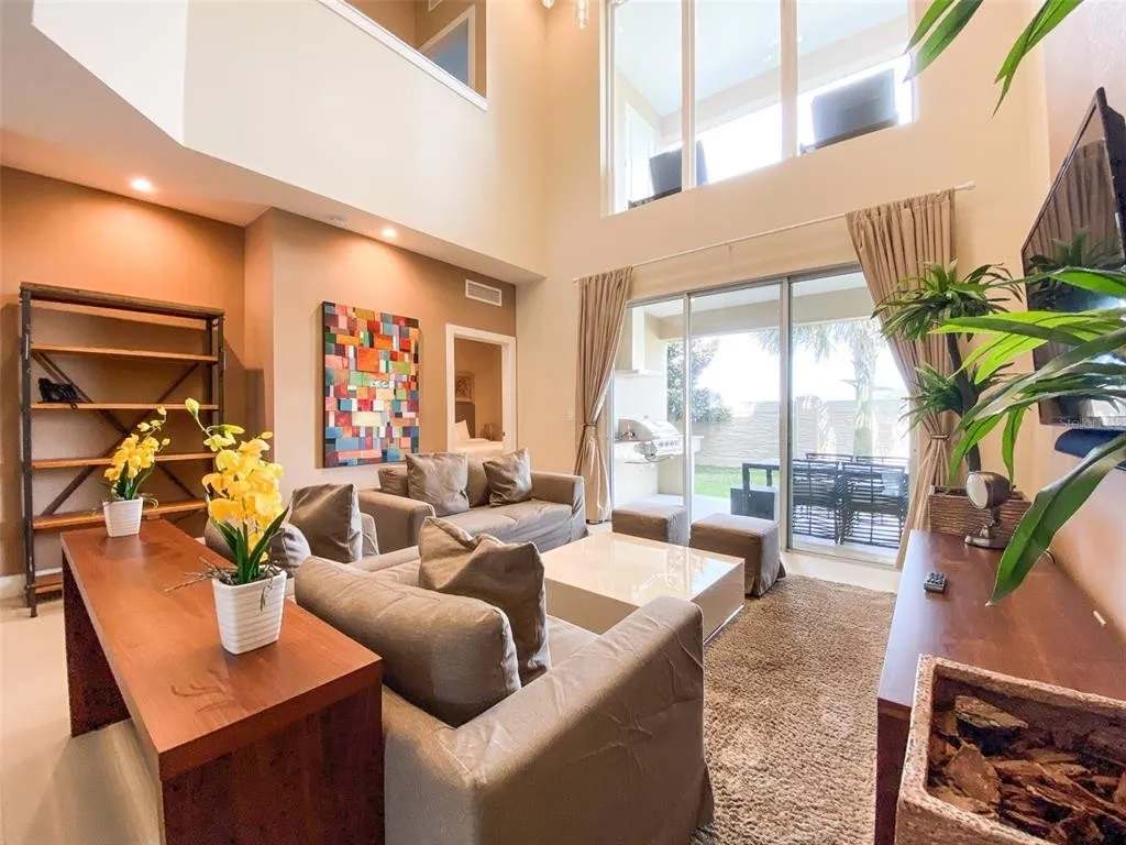 4 BR Home w/ Resort Amenities + 3 MI to Disney