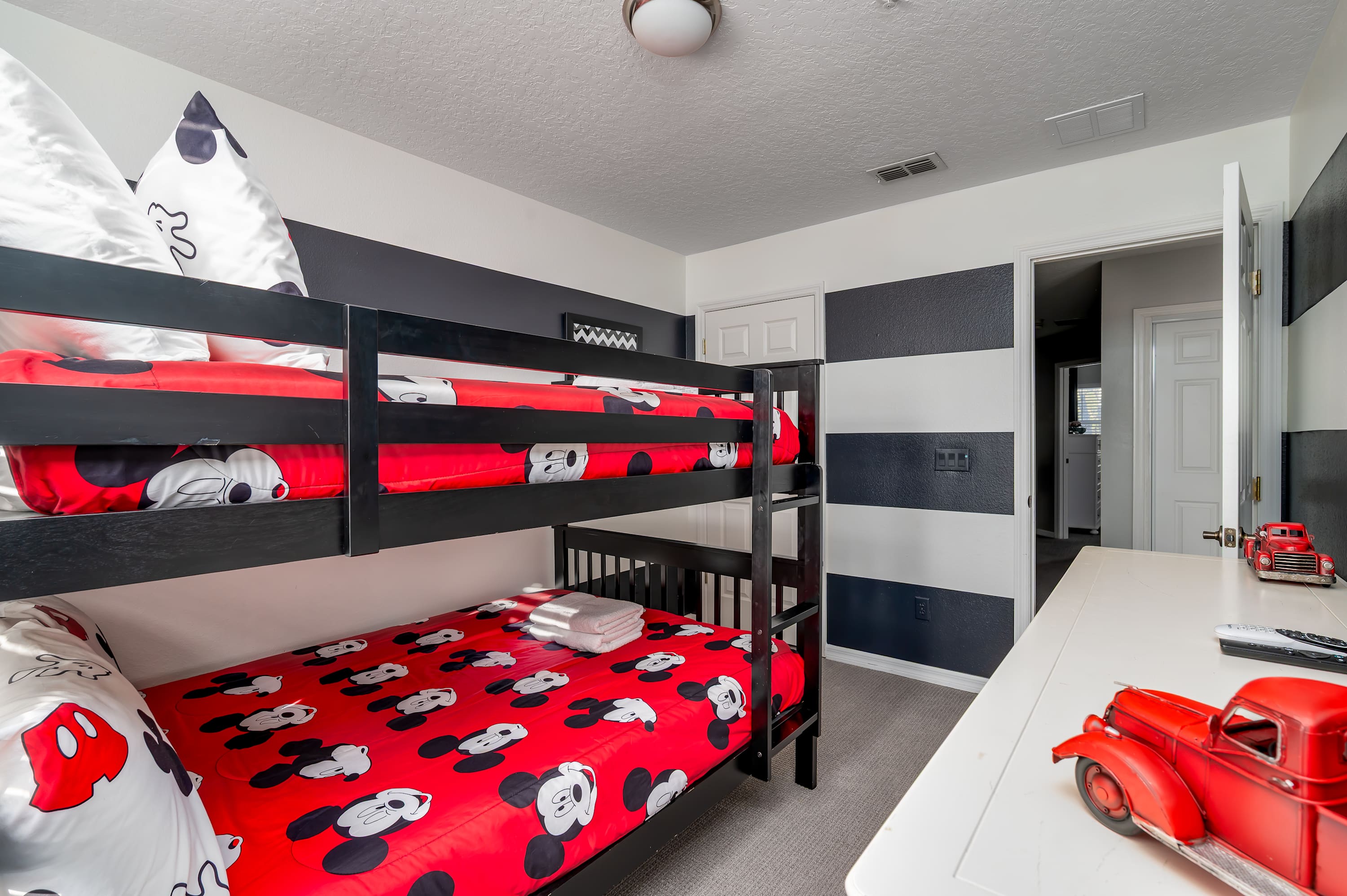 Townhouse w patio & Game Room near Magic Kingdom