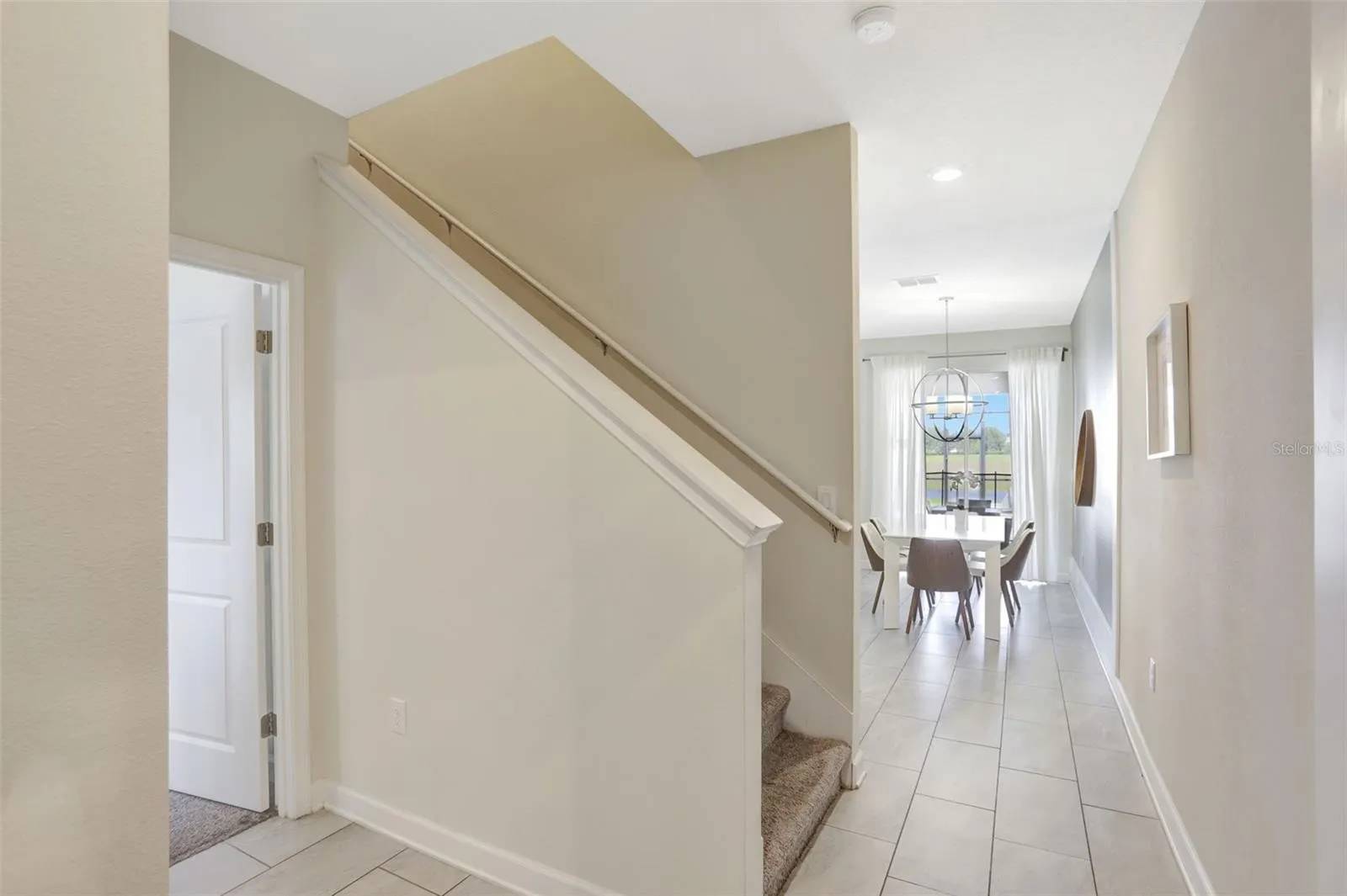 Family townhouse w/ pool & water park access