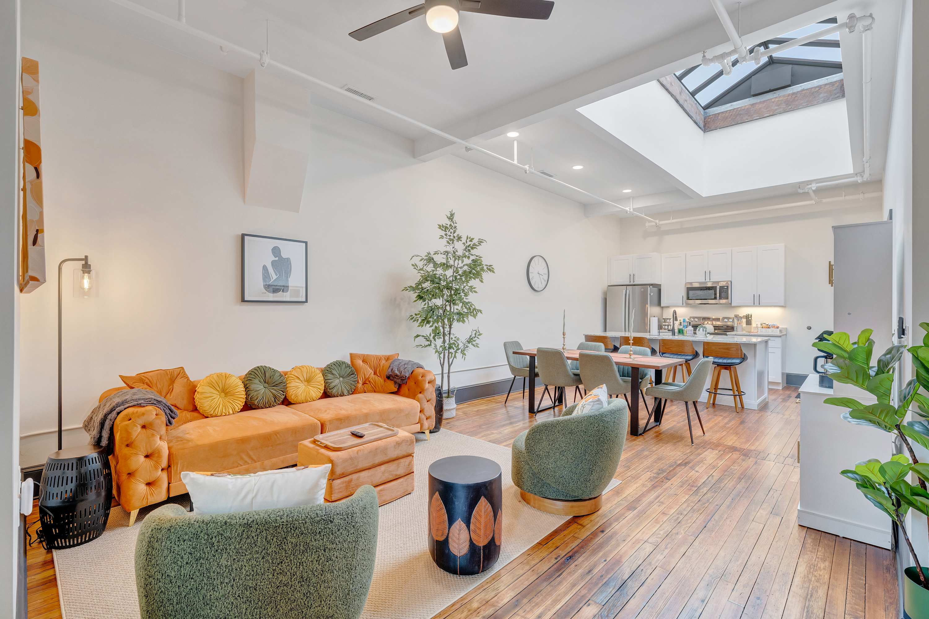 Marigold Loft - Sunlit Luxury Near Shops & Eats — Roanoke, VA — vacation rental