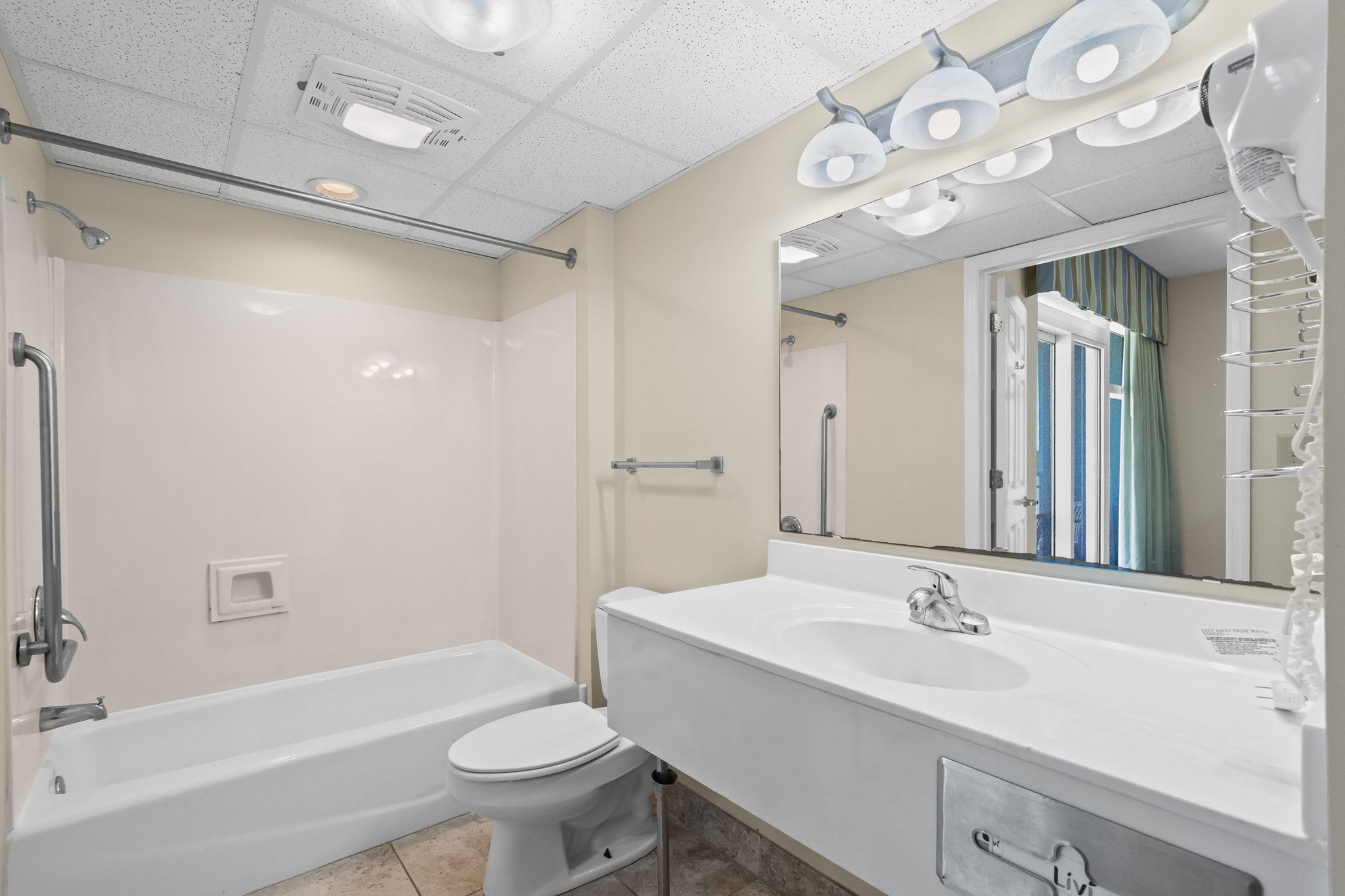 HS Unit 801 Oceanfront | Photo 24