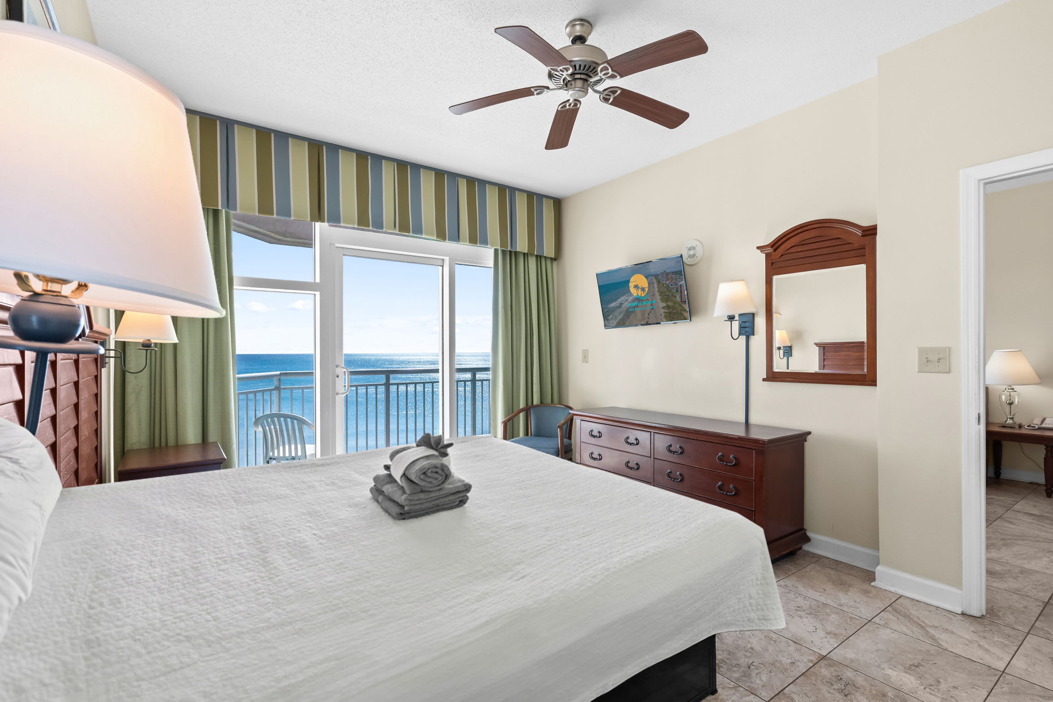HS Unit 801 Oceanfront | Photo 16