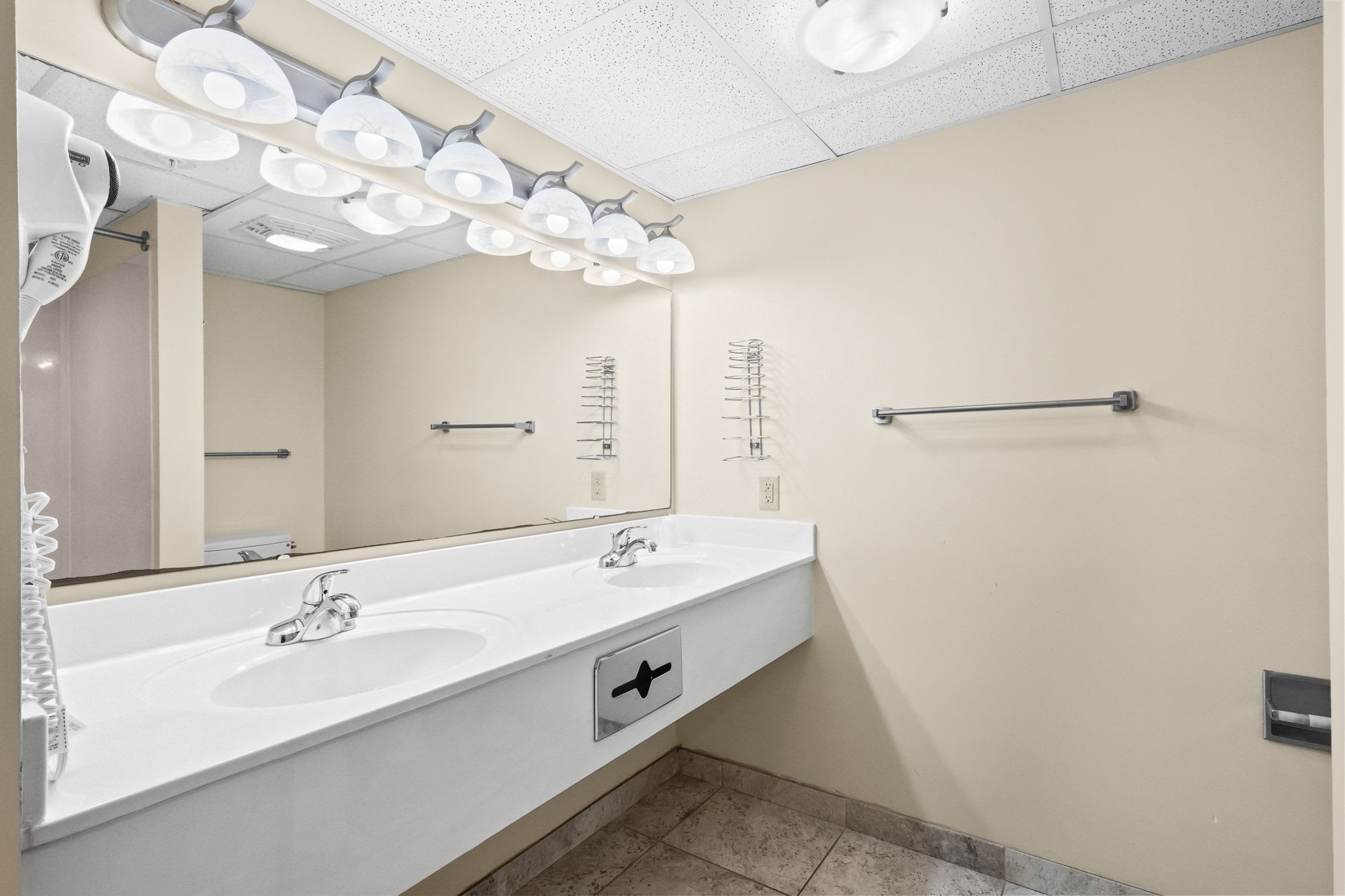 HS Unit 801 Oceanfront | Photo 17