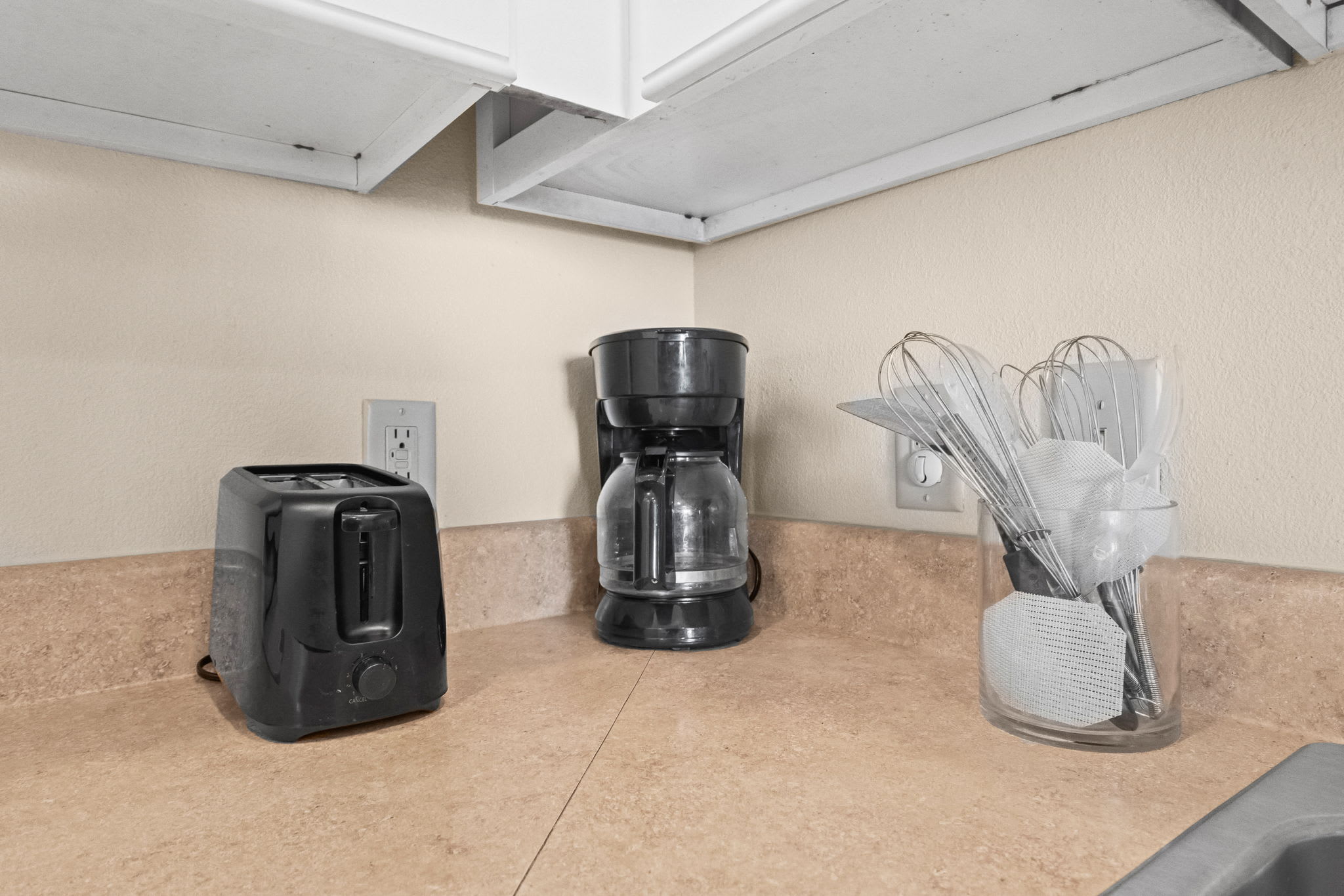 HS Unit 801 Oceanfront | Photo 13