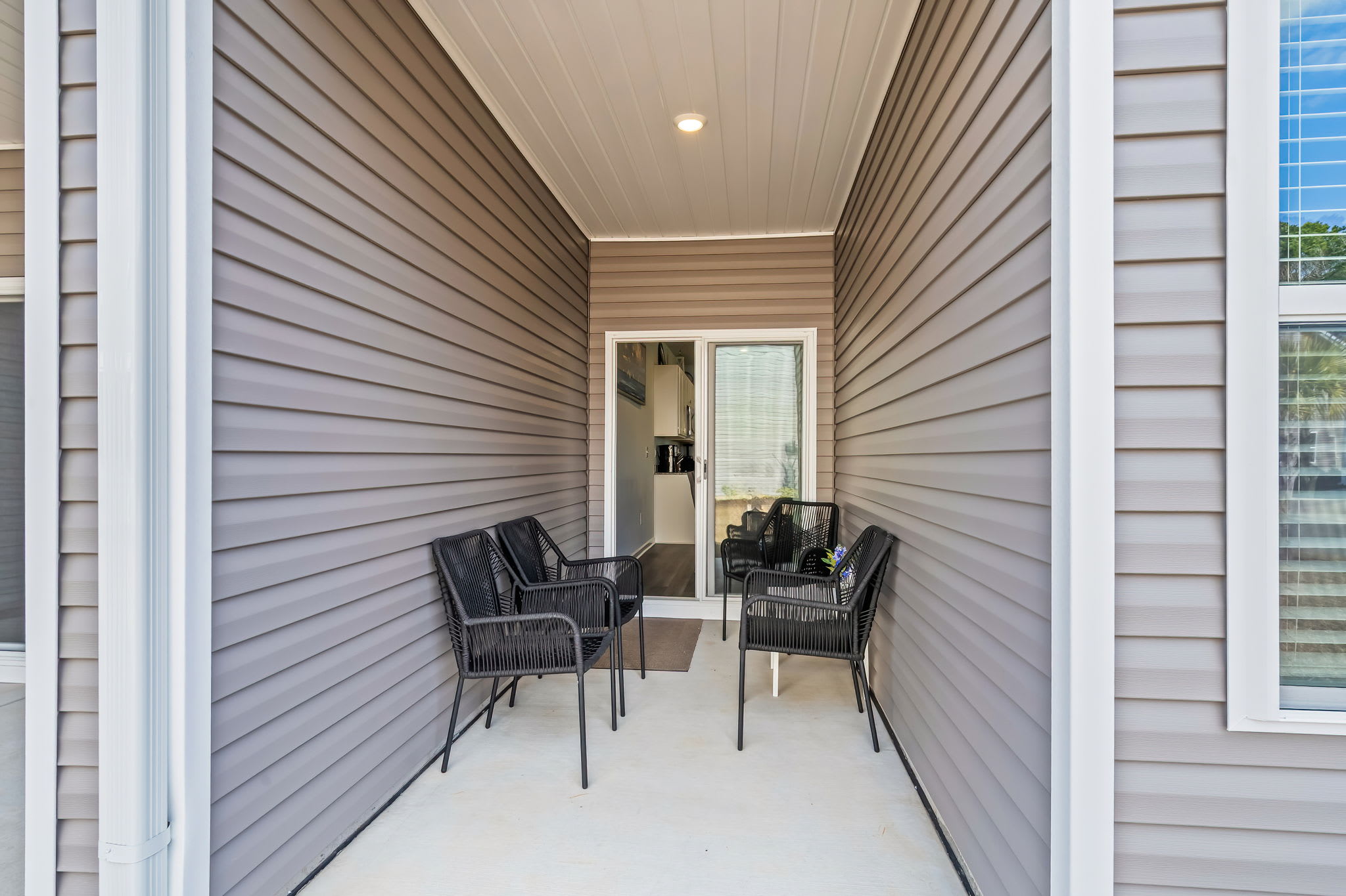 New 3BR Townhouse Near NMB Sports Complex 3