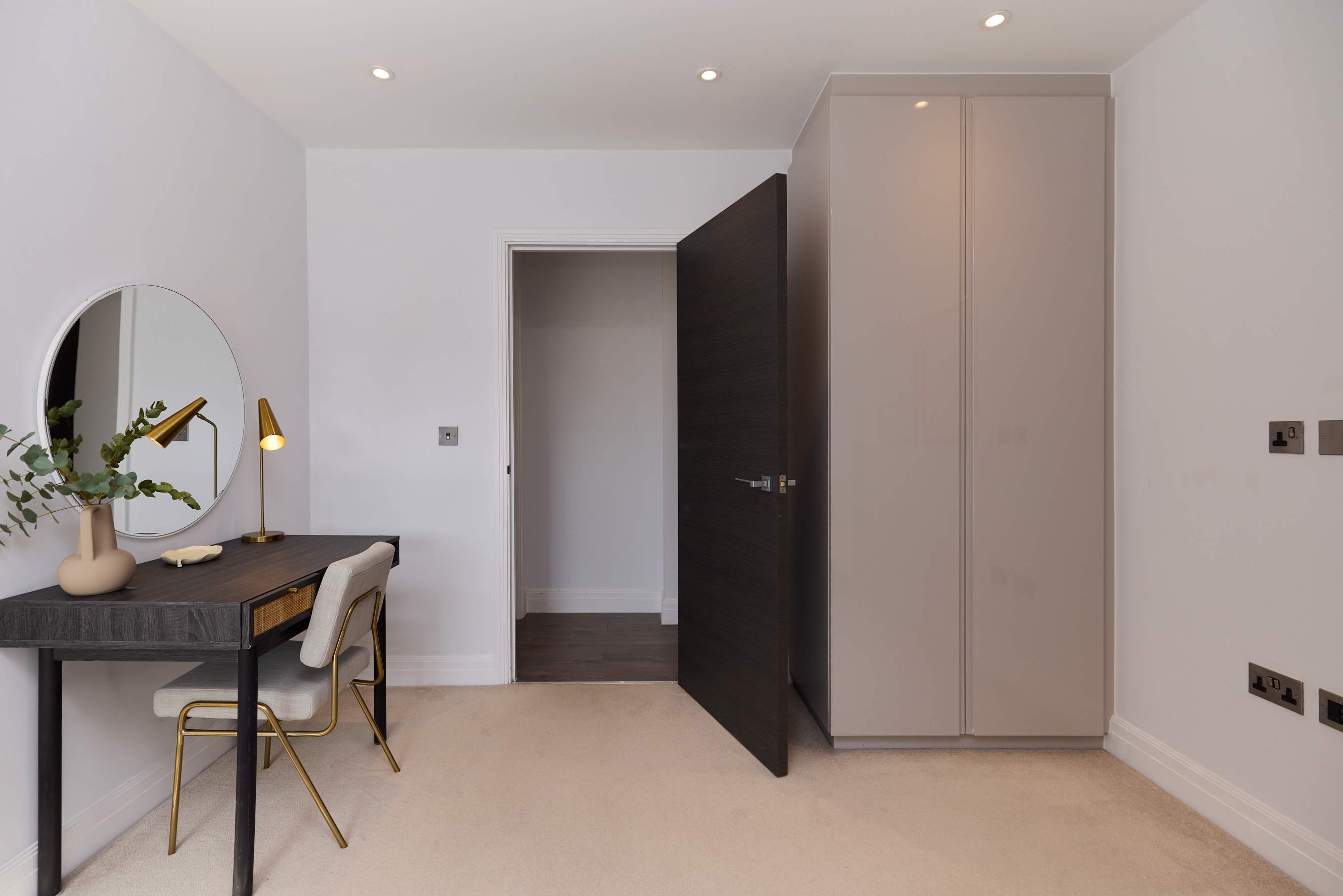 Second Storey at Kew in Kew Bridge Road 2 TW8 0FA - Property image 20 - VivreStays