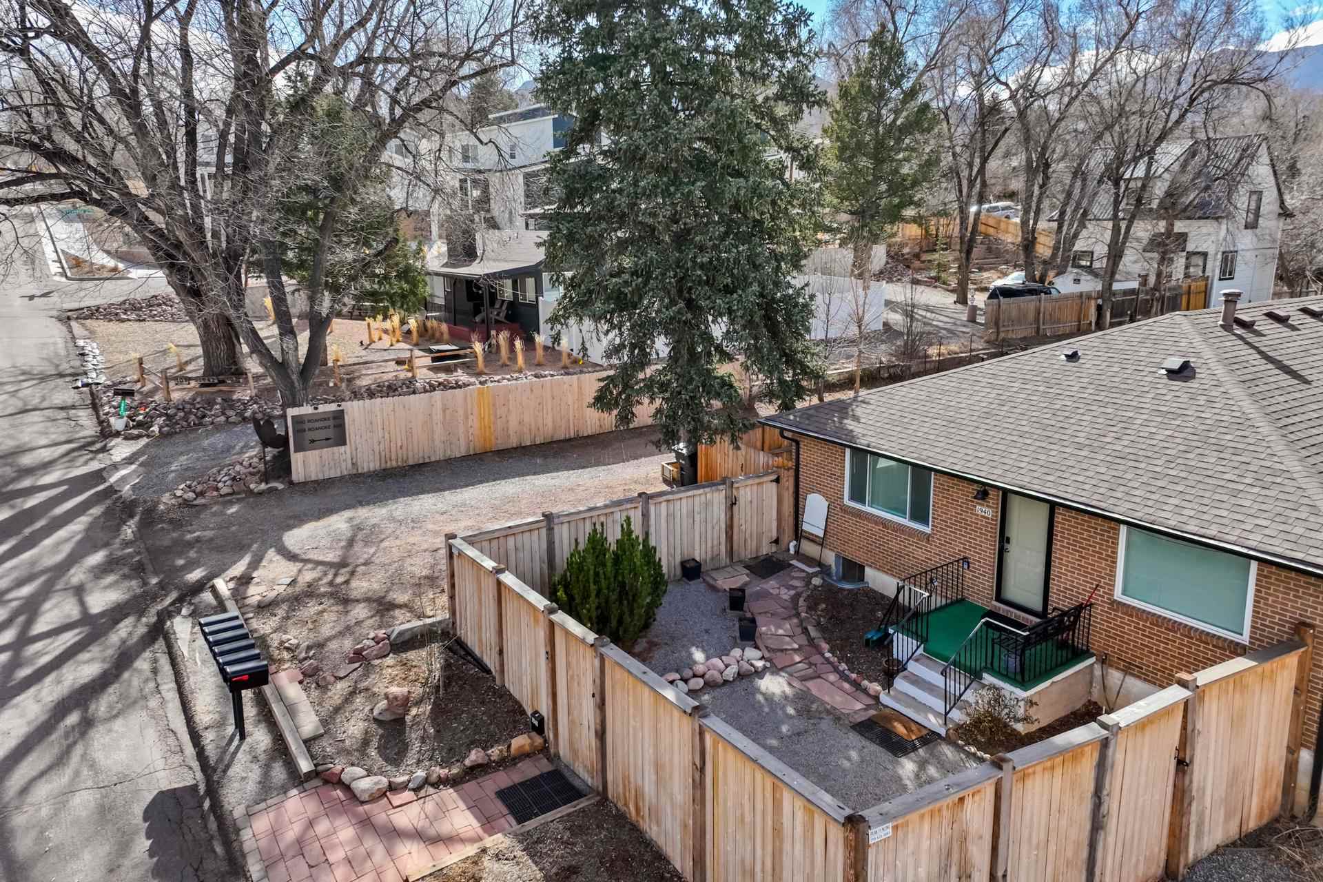 Cozy 1BR Near Downtown & Garden of Gods — Colorado Springs, CO — vacation rental
