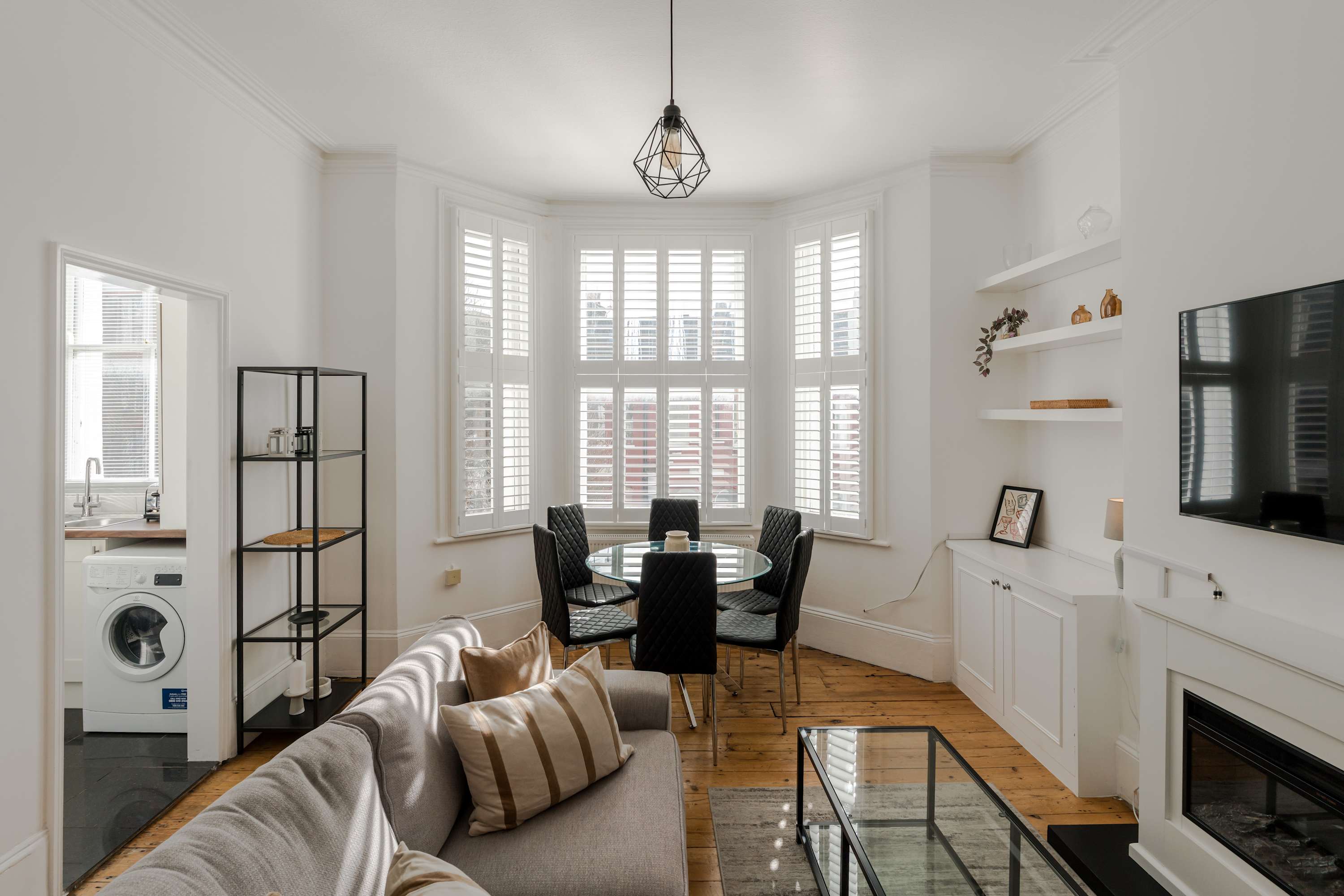 Queen's Park 2-Bed Apartment · Sleeps 4 in Priory Park Road, C NW6 - Property image 16 - VivreStays