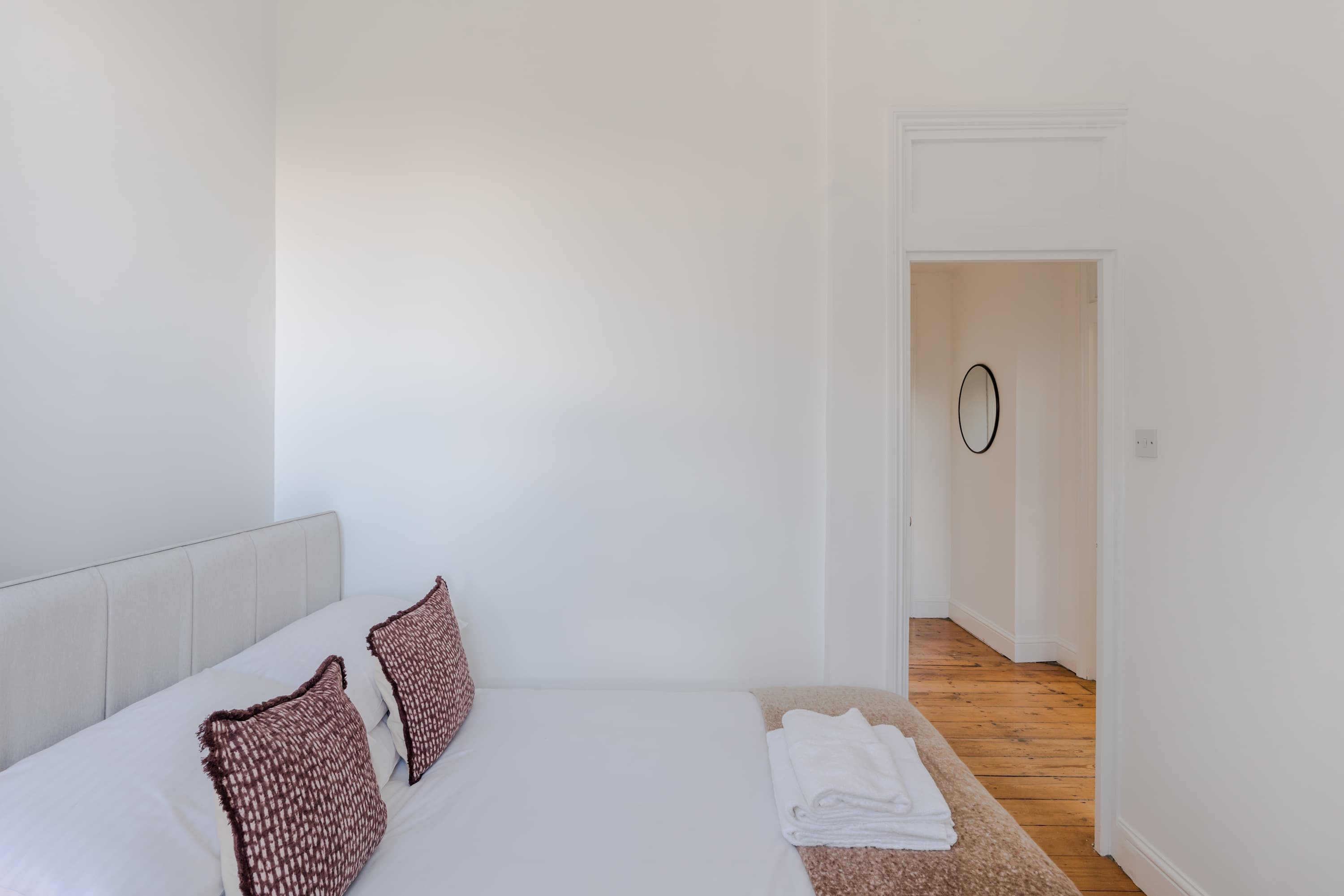 Queen's Park 2-Bed Apartment · Sleeps 4 in Priory Park Road, C NW6 - Property image 14 - VivreStays