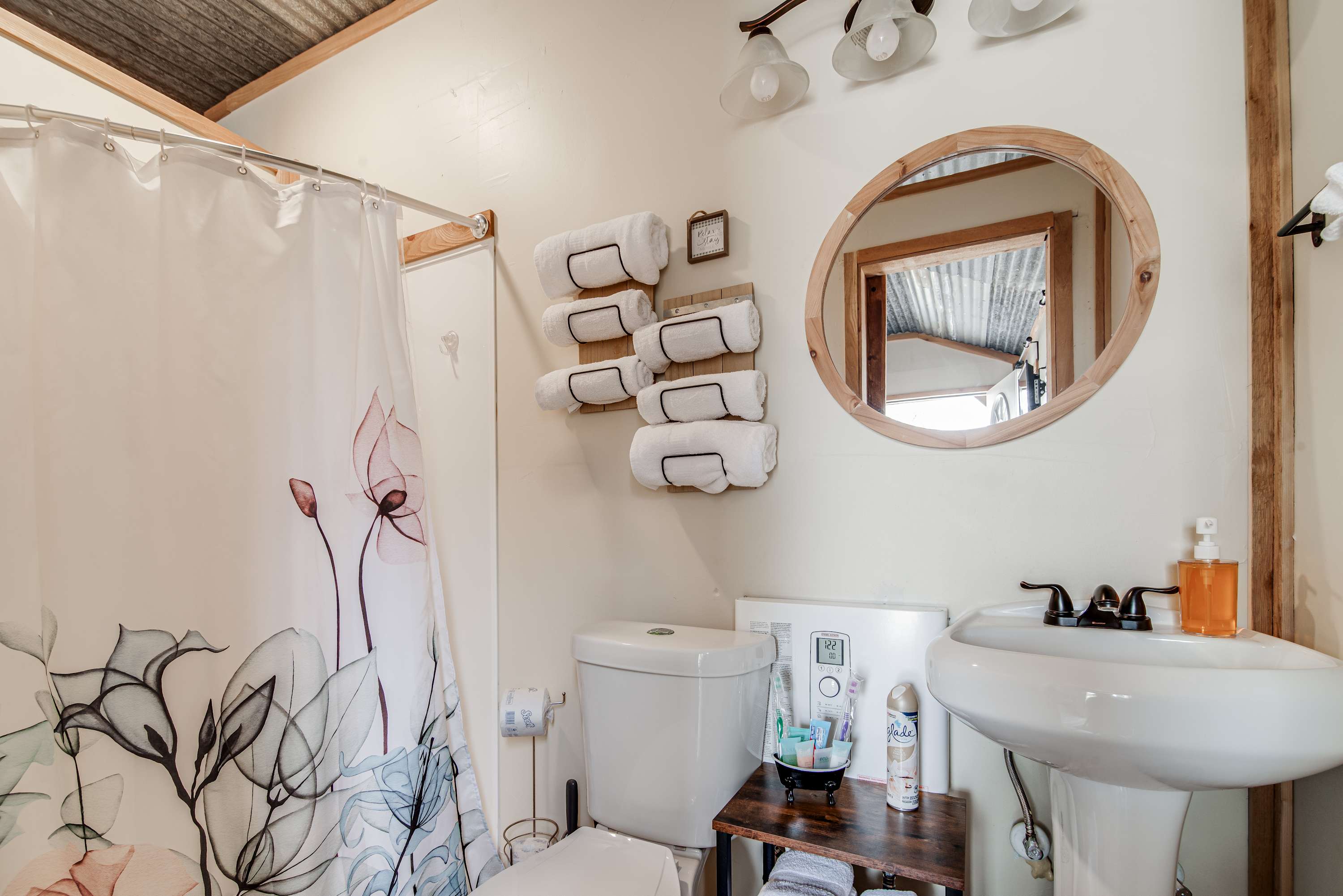 Hill Country Cabin 2 | Photo 4