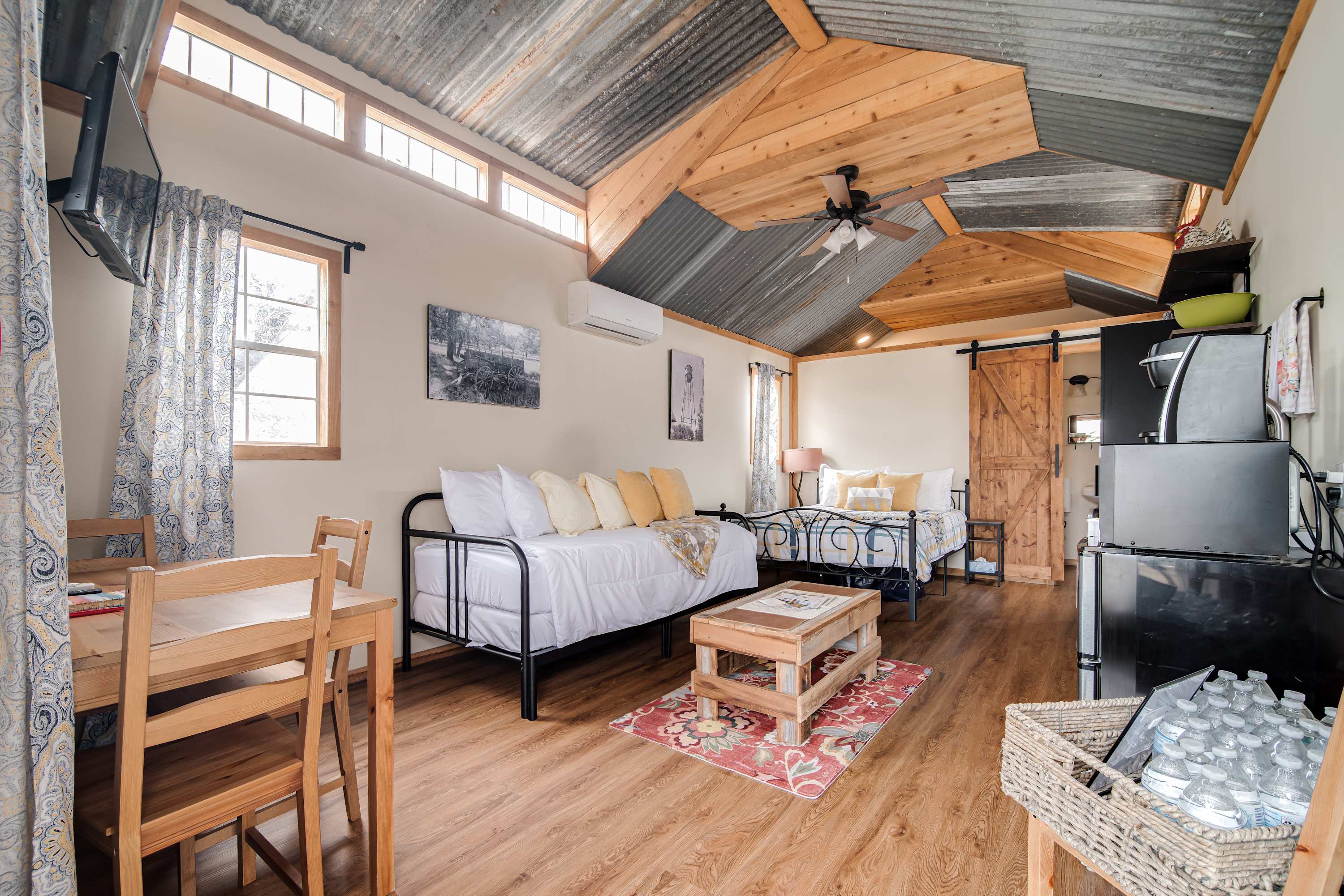 Hill Country Cabin 3 5