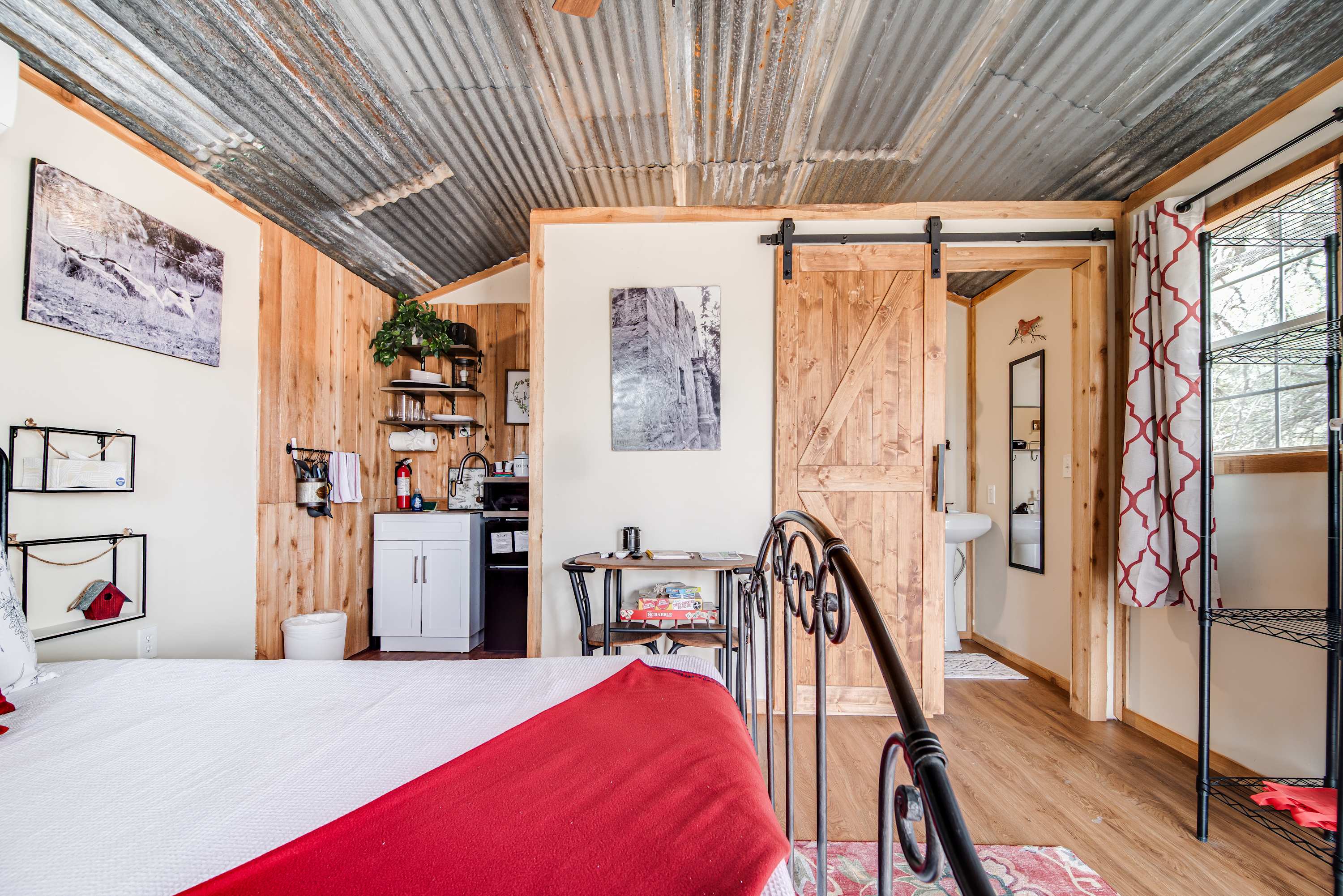 Hill Country Cabin 4 | Photo 4