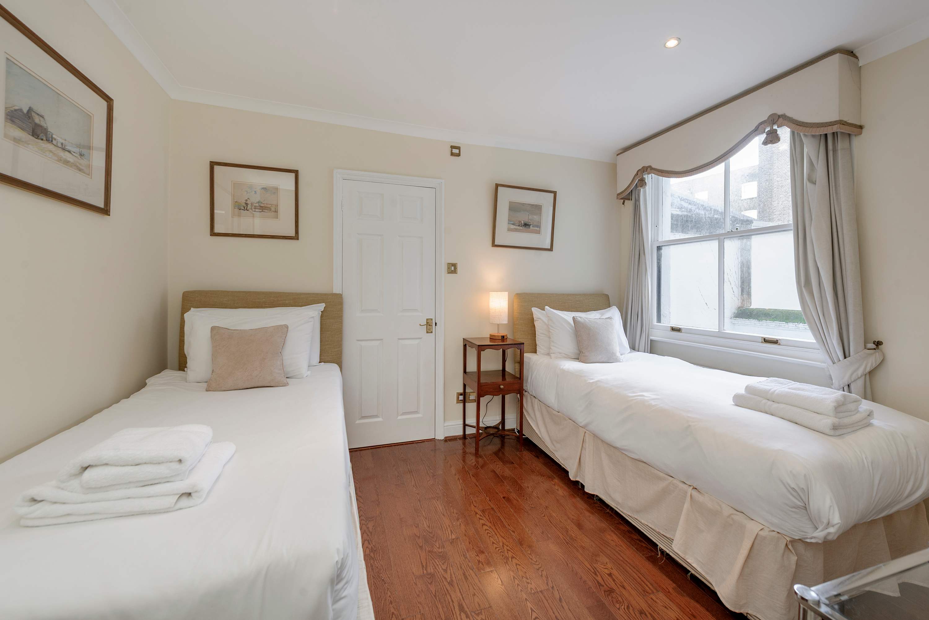 Charming 2 bedroom flat - Knightsbridge in Beaufort Gardens 19 SW3 1PS - Property image 11 - VivreStays