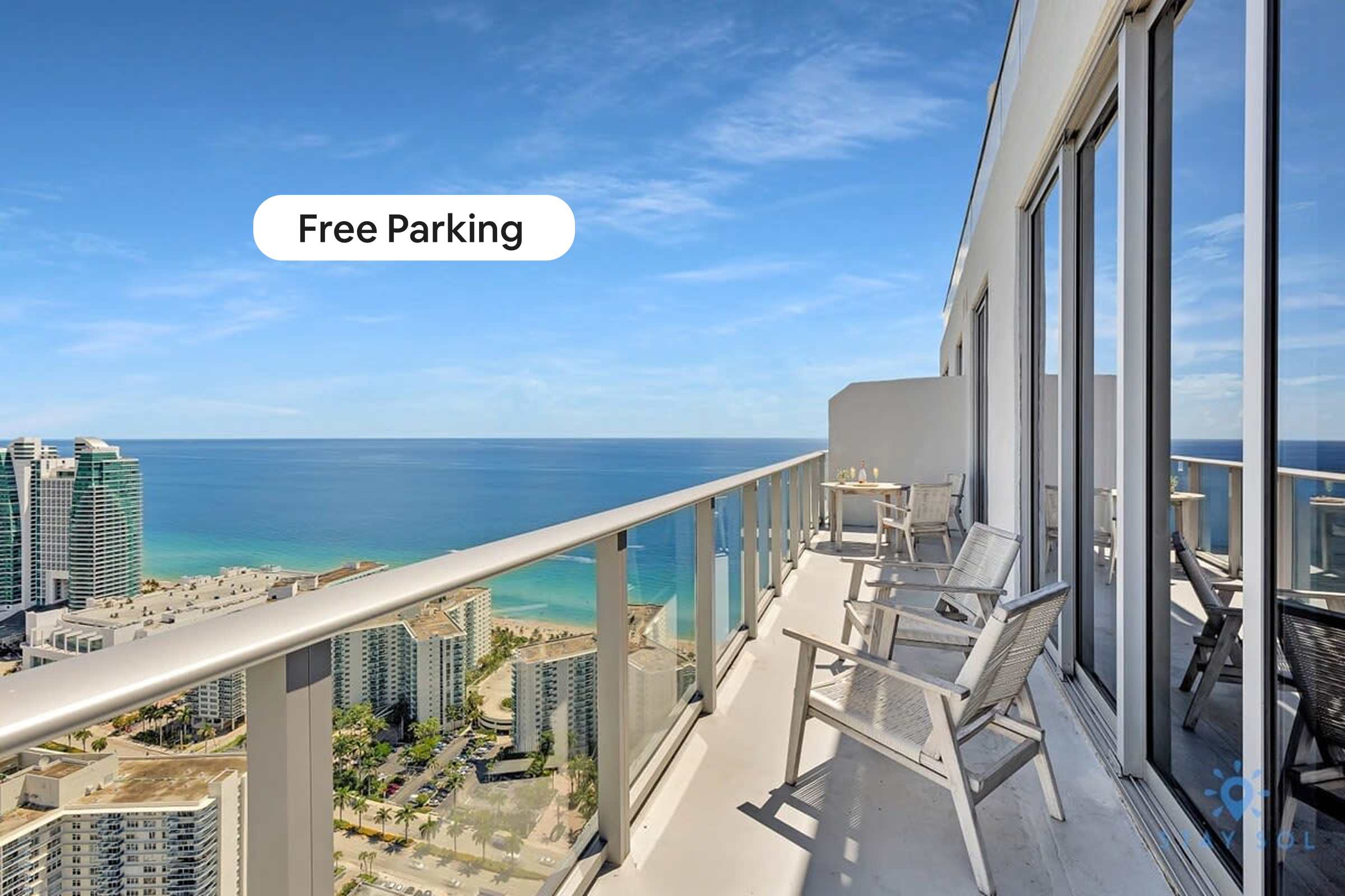 * Luxury Penthouse: Ocean Views, Pool & Free Parking — Hollywood, FL — vacation rental