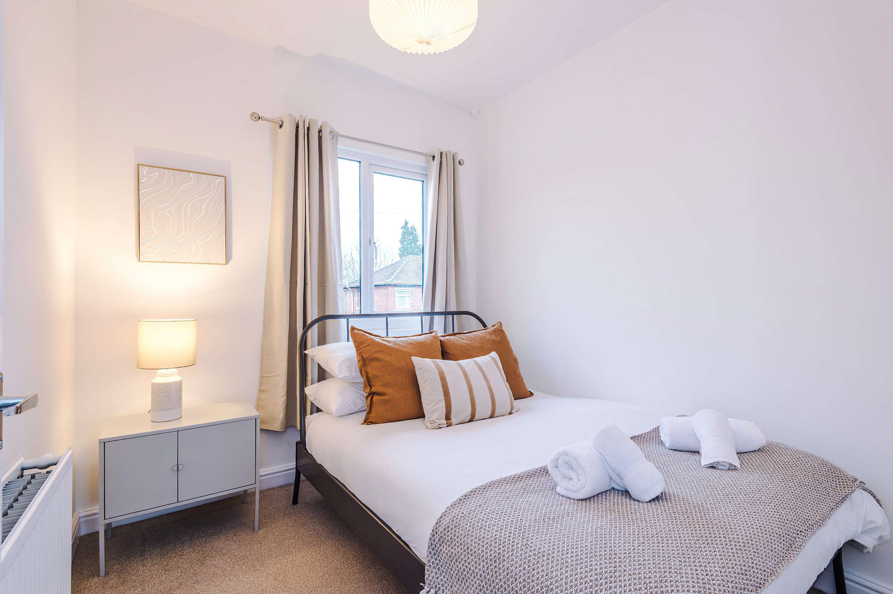 Bright 3BR Home Sleeps 6 - 4 mins from Bentley in 10 White Avenue CW2 7SH - Property image 17 - VivreStays