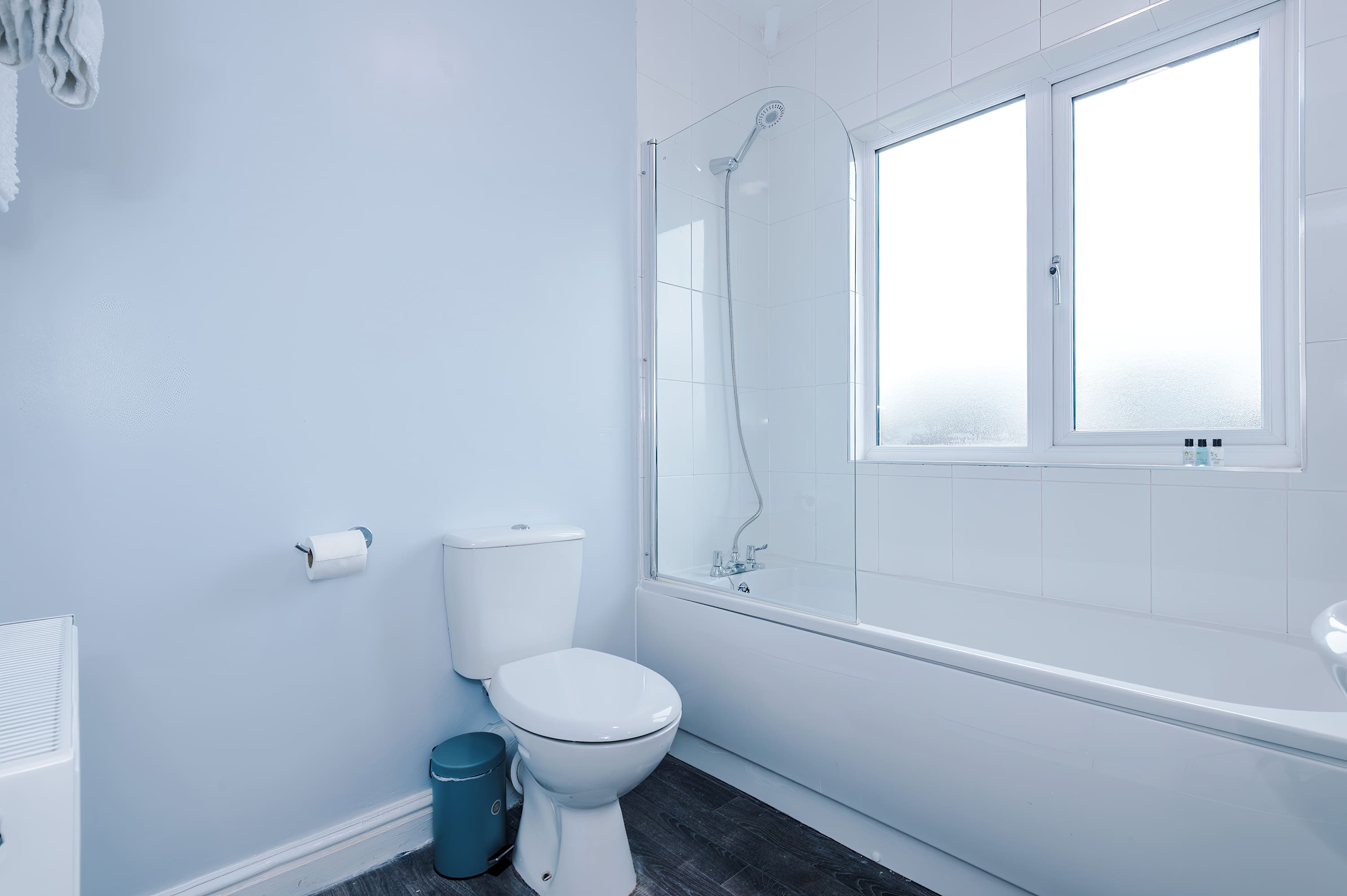 Bright 3BR Home Sleeps 6 - 4 mins from Bentley in 10 White Avenue CW2 7SH - Property image 27 - VivreStays