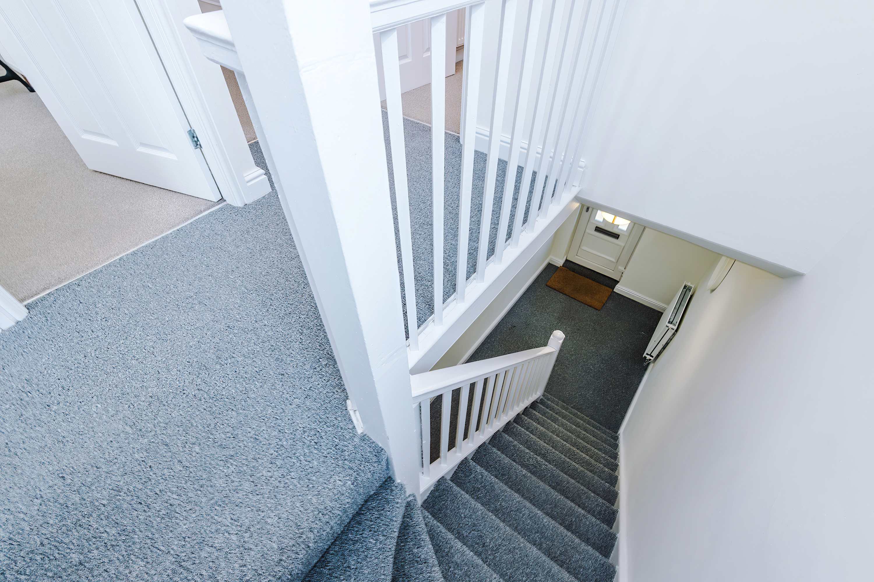 Bright 3BR Home Sleeps 6 - 4 mins from Bentley in 10 White Avenue CW2 7SH - Property image 28 - VivreStays